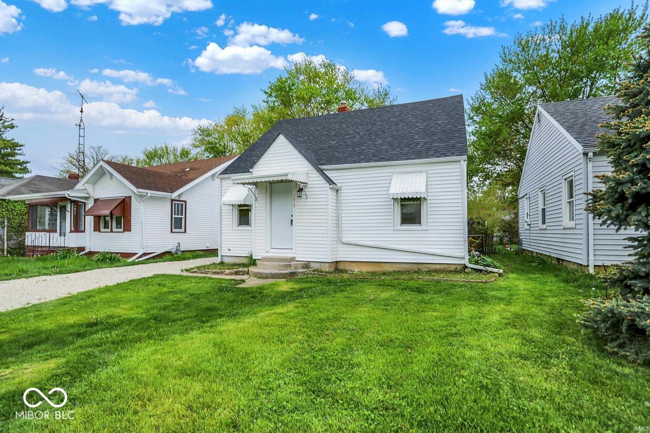 2015 S Hackley Street