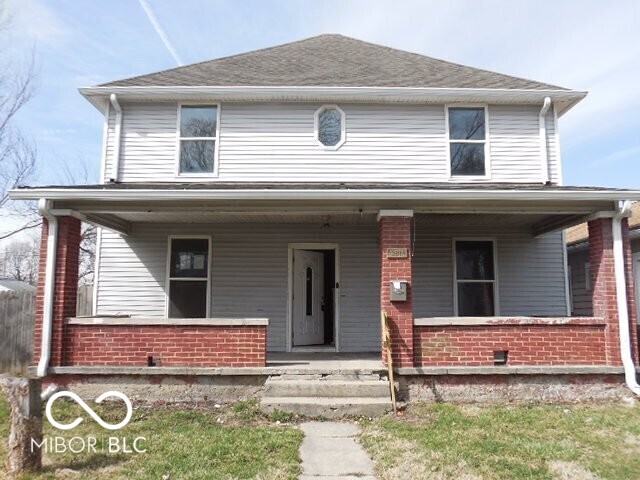 2811 S Elm Street