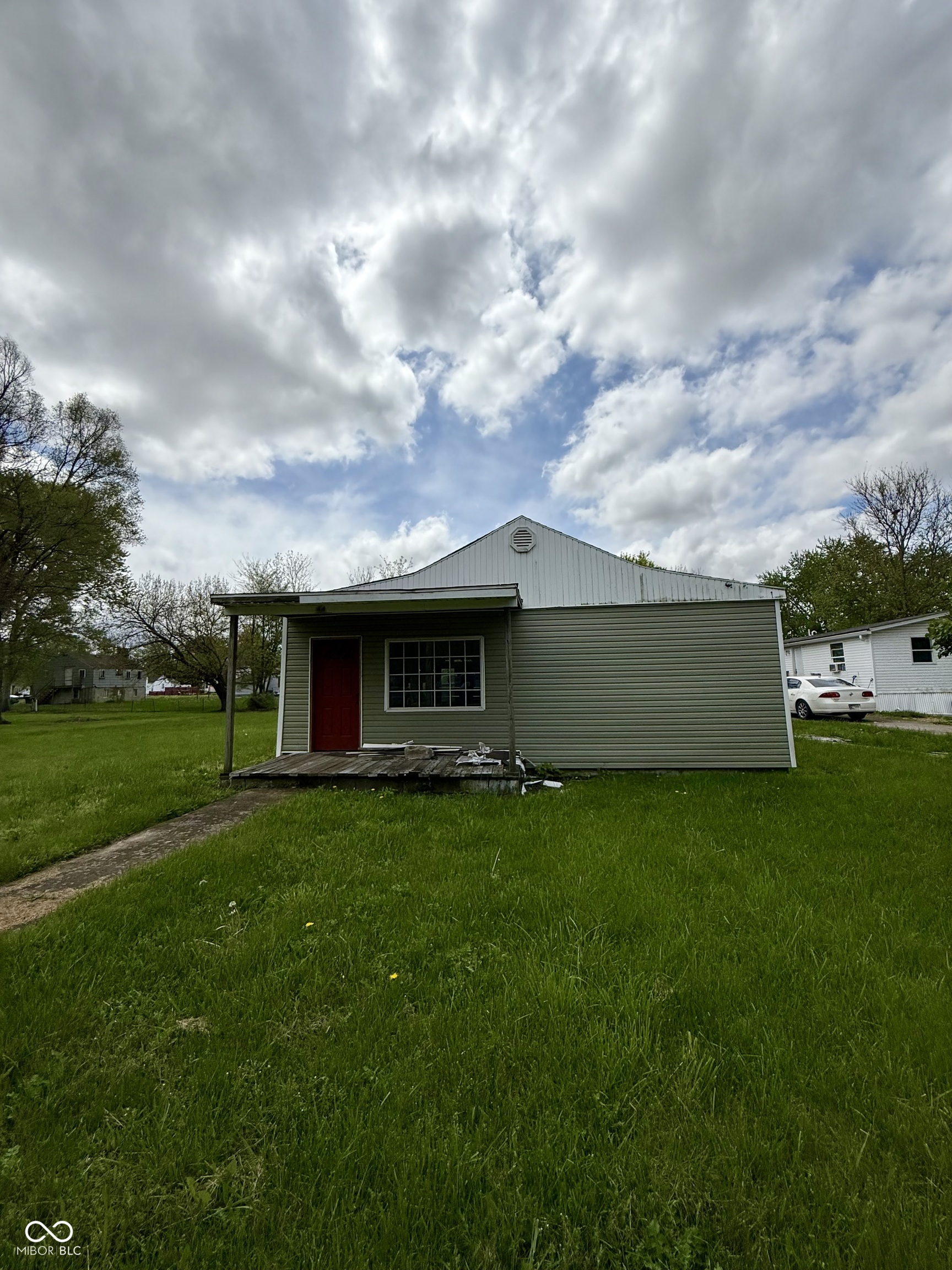 1503 E 20th Street