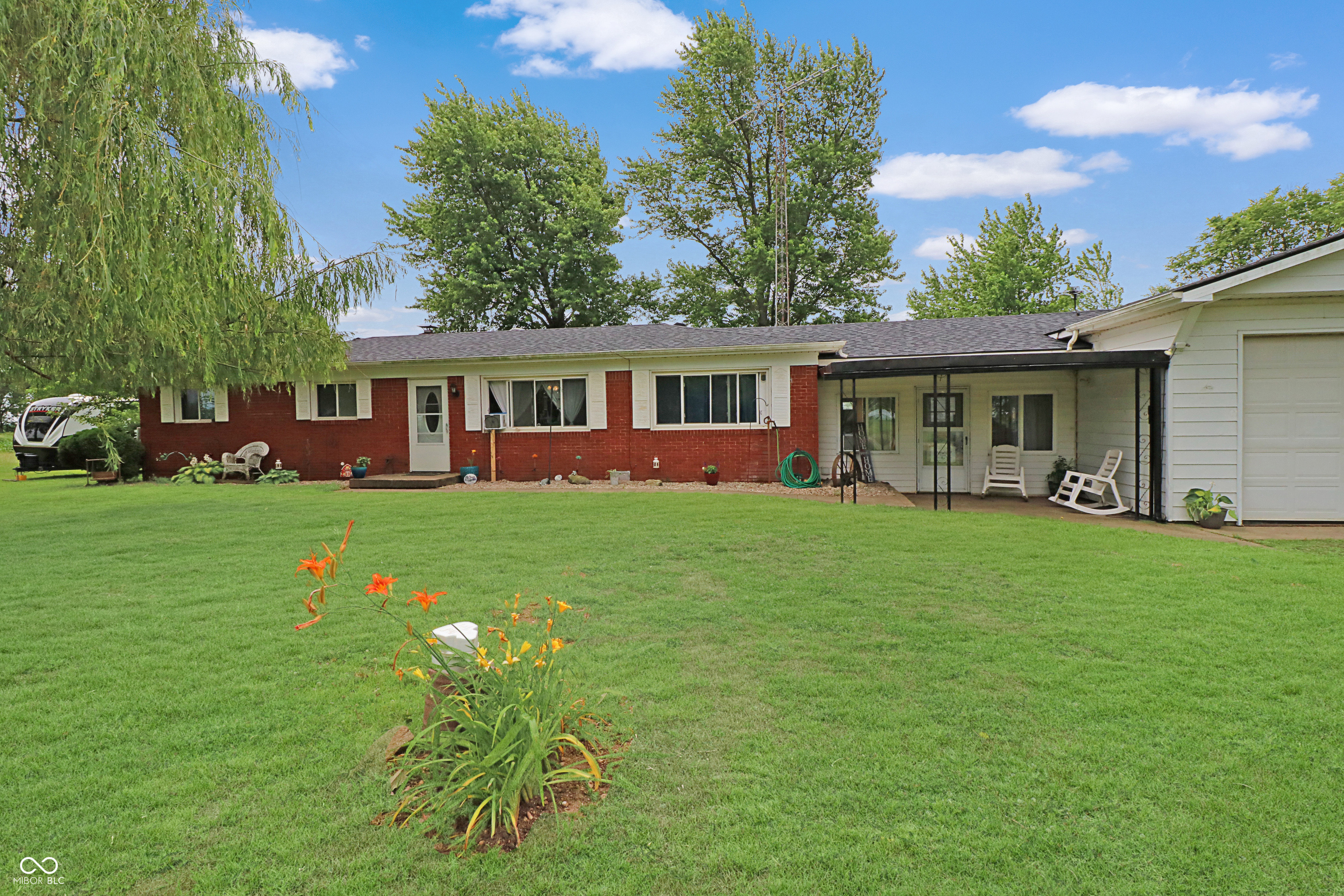 2587 E State Road 55