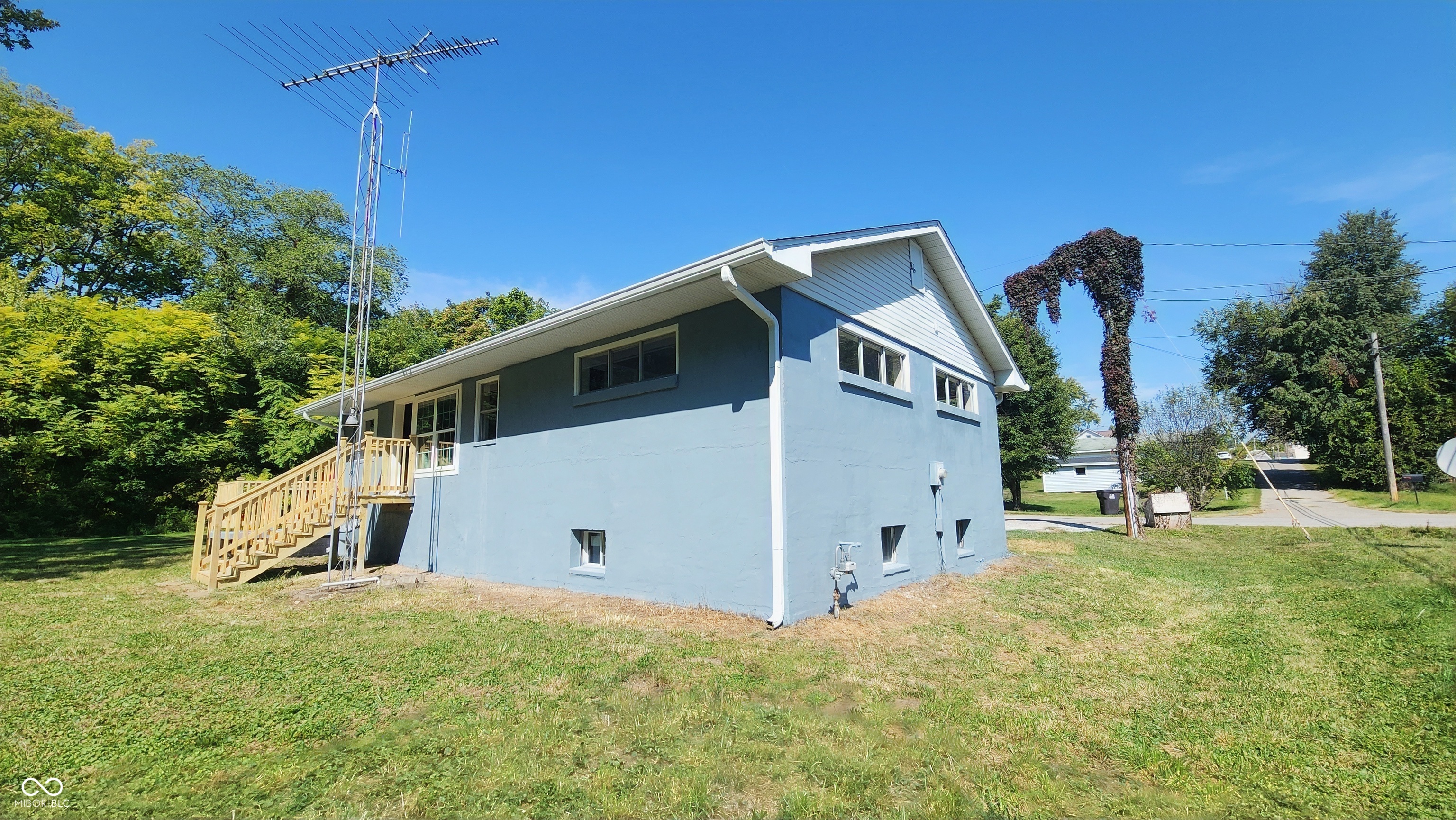 116 W Jackson Street