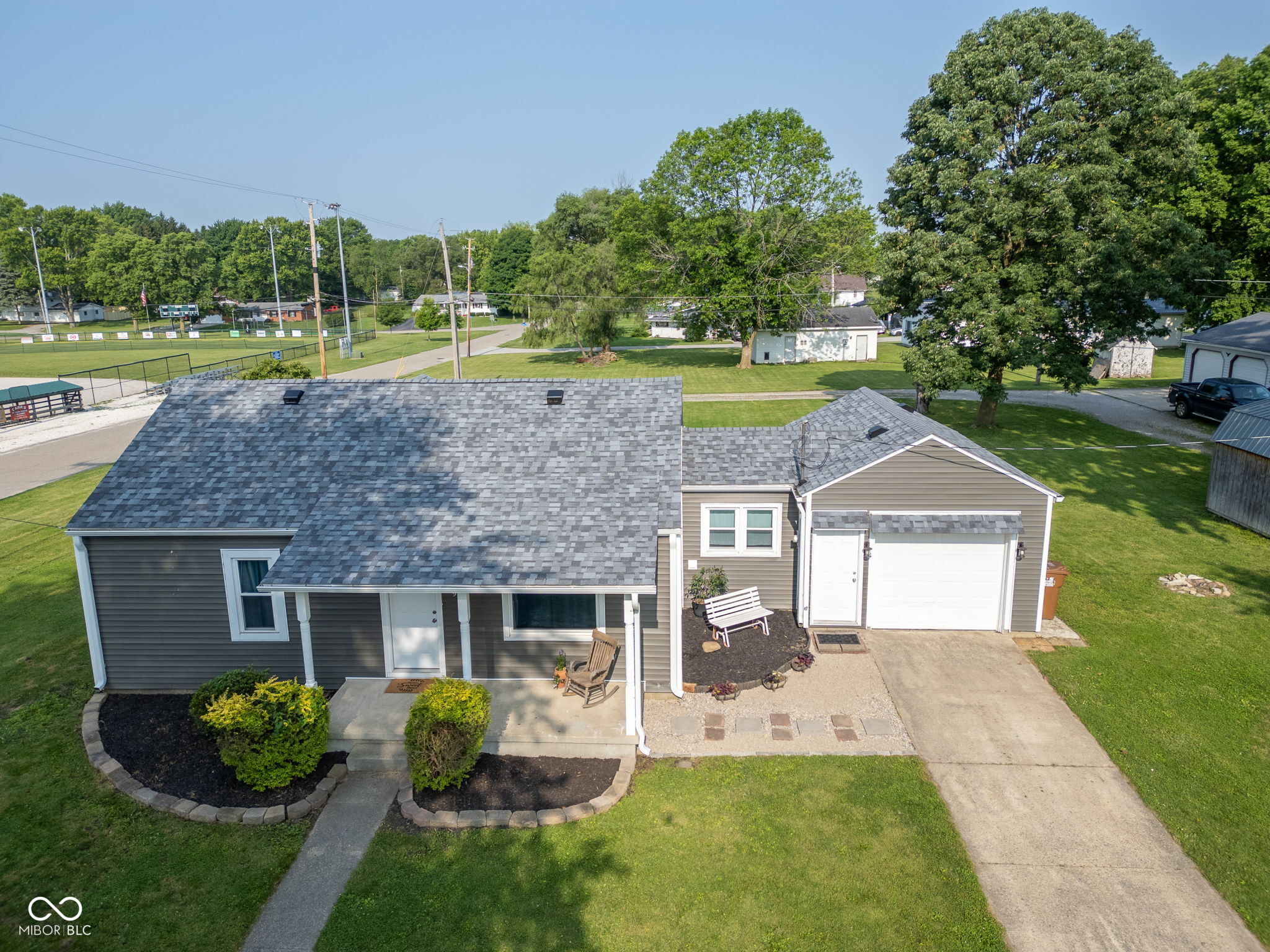 900 N College N Street