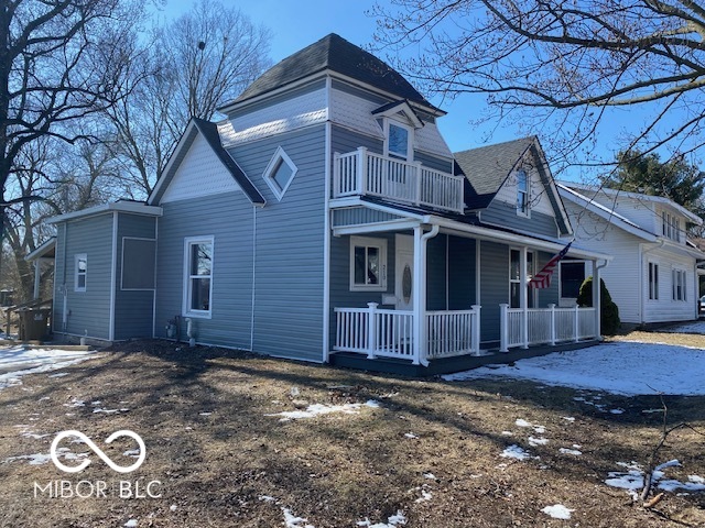 210 W 2nd Street