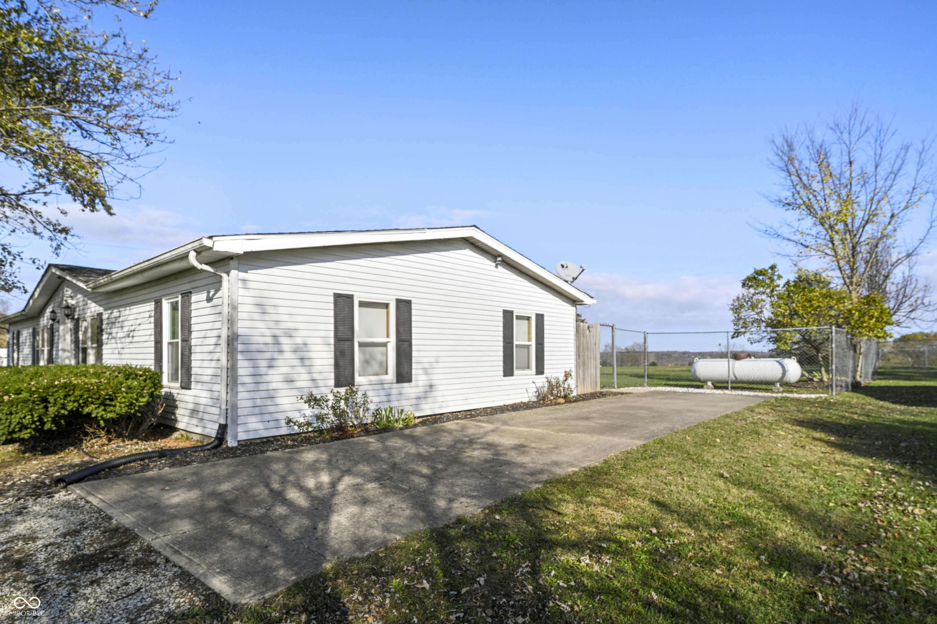 15061 Kingfisher Lane