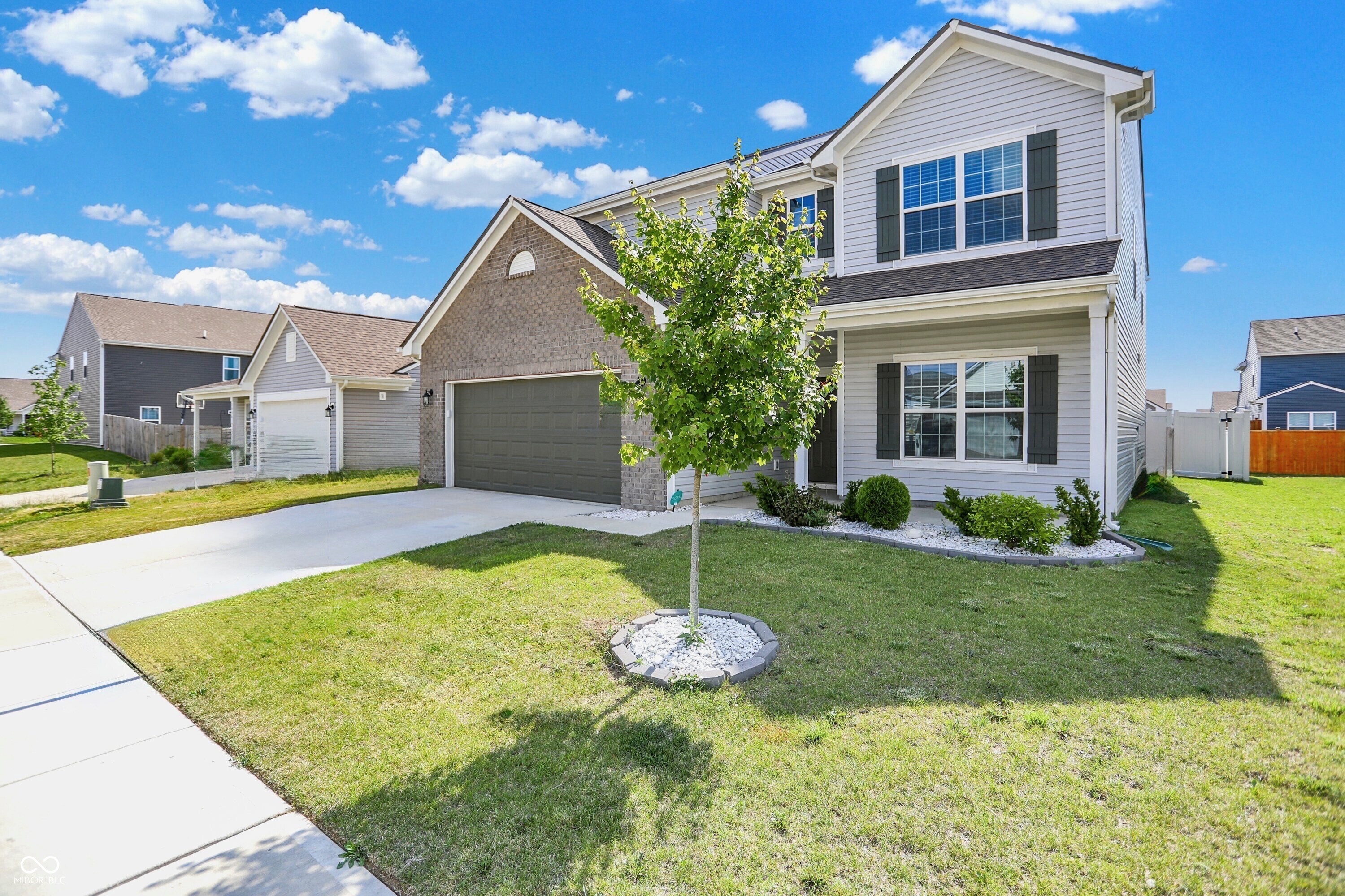 1454 Silver Pine Lane