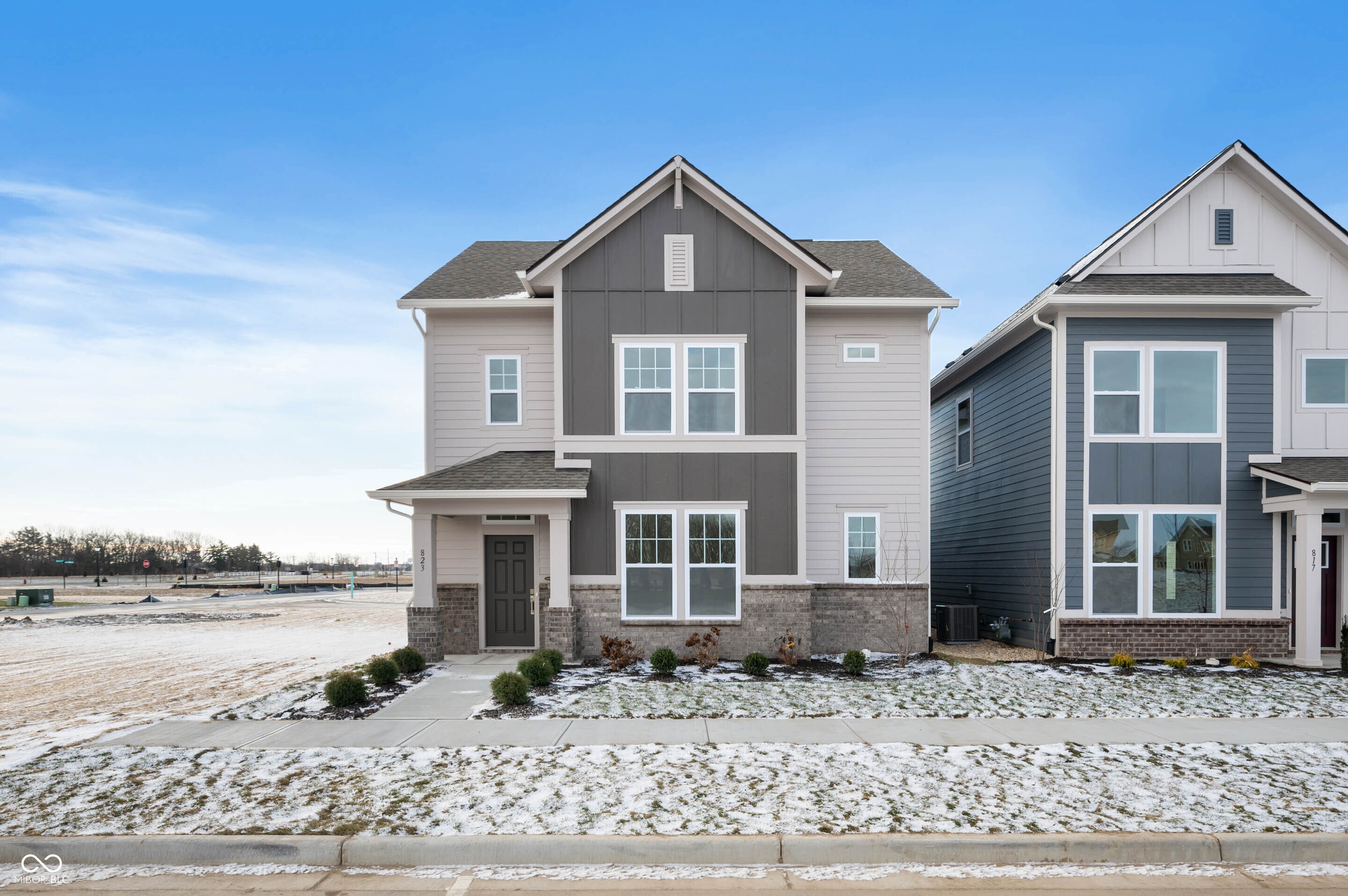 823 Rose Garden Way