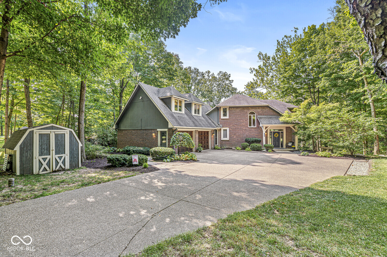 69 Forest Hollow Drive