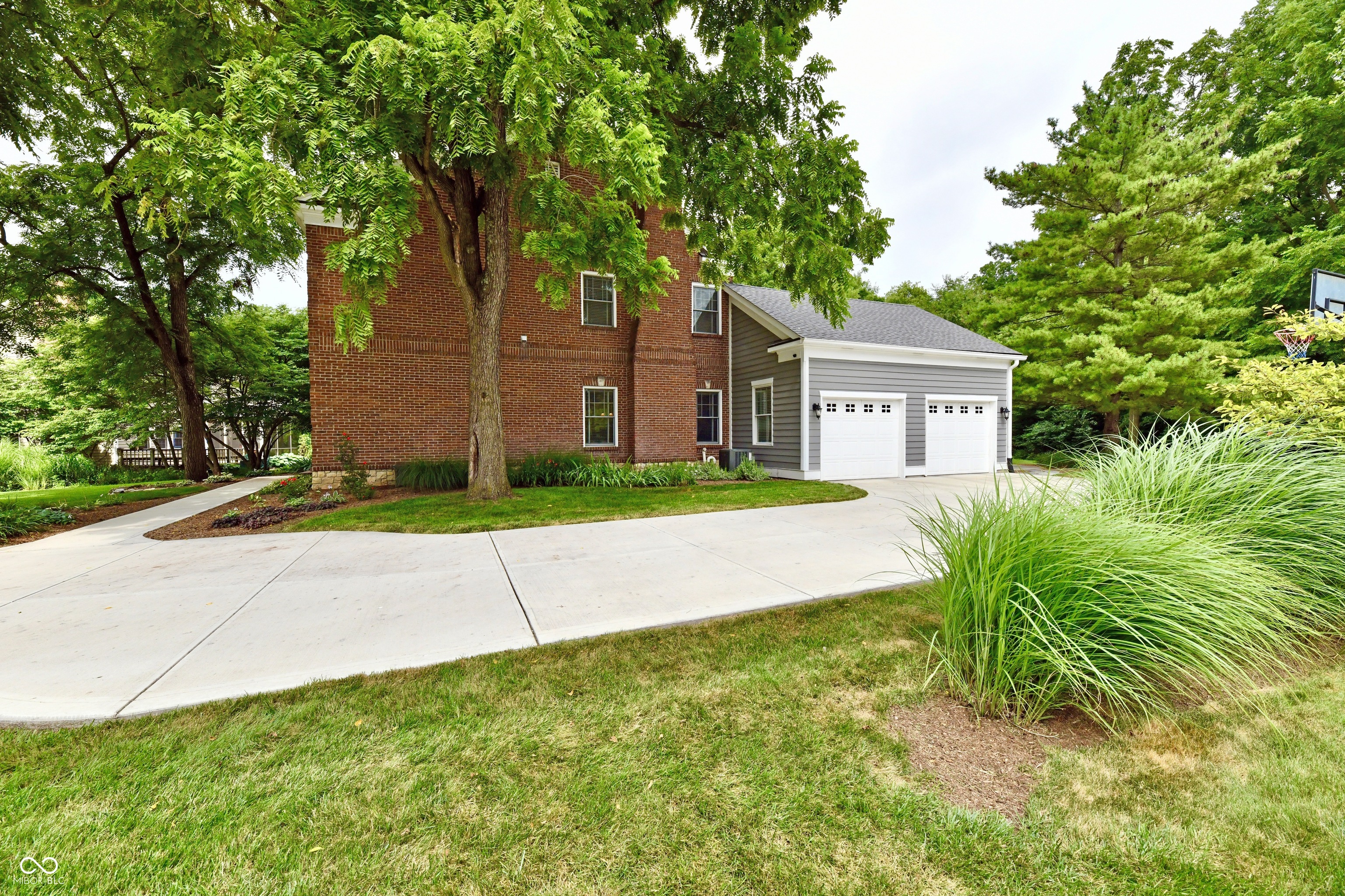 7073 Oakbay Drive