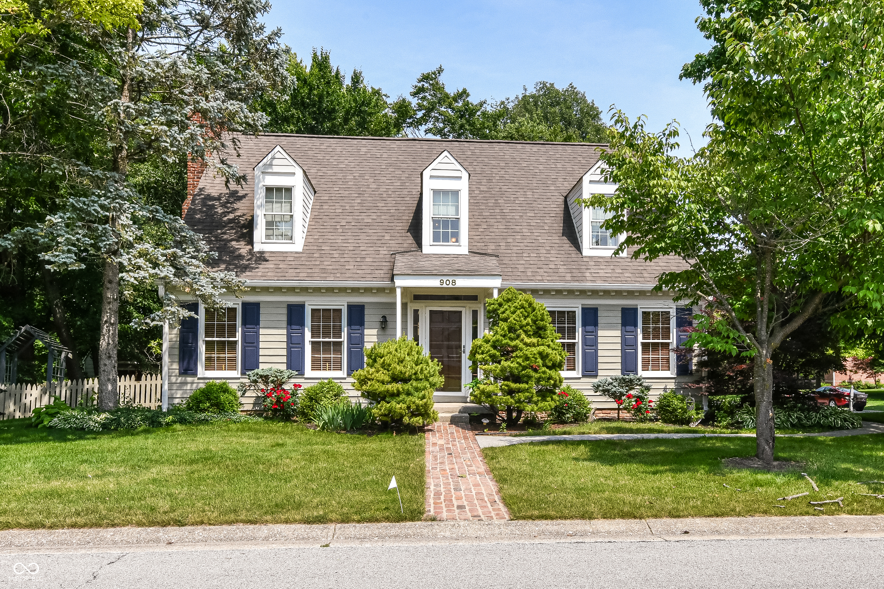 908 Queensbury Drive