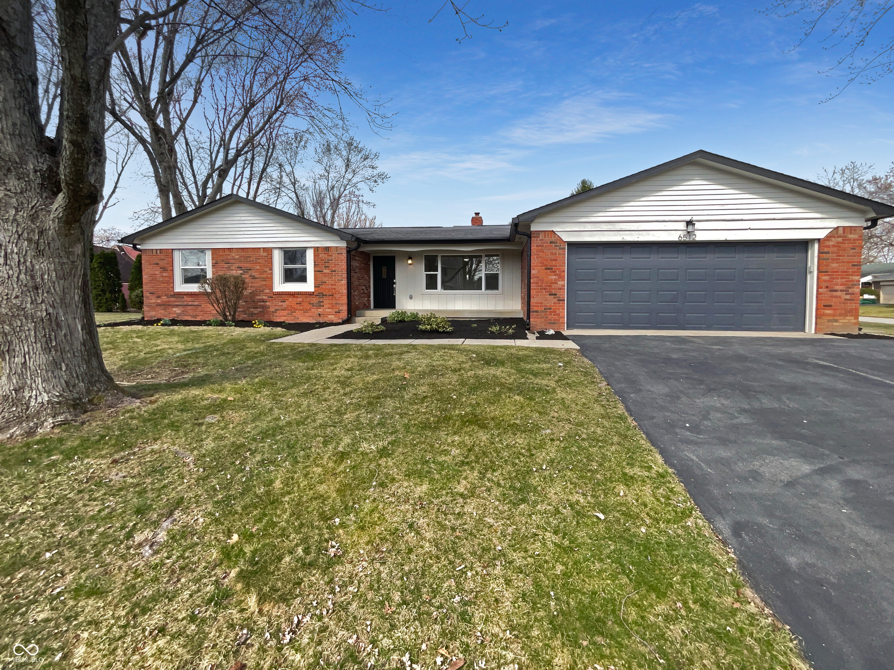 6512 Buttonwood Drive