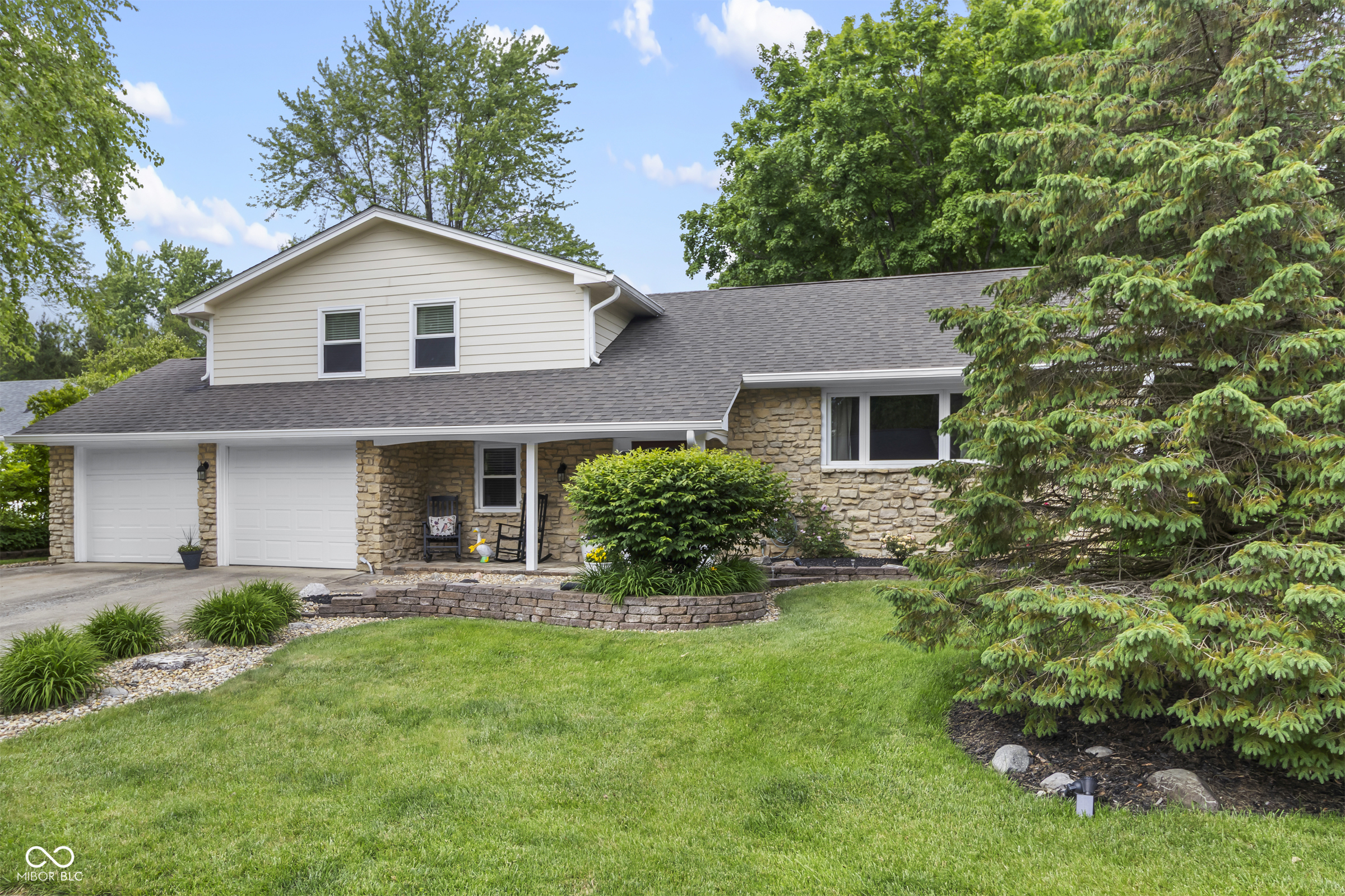 6288 Buttonwood Drive