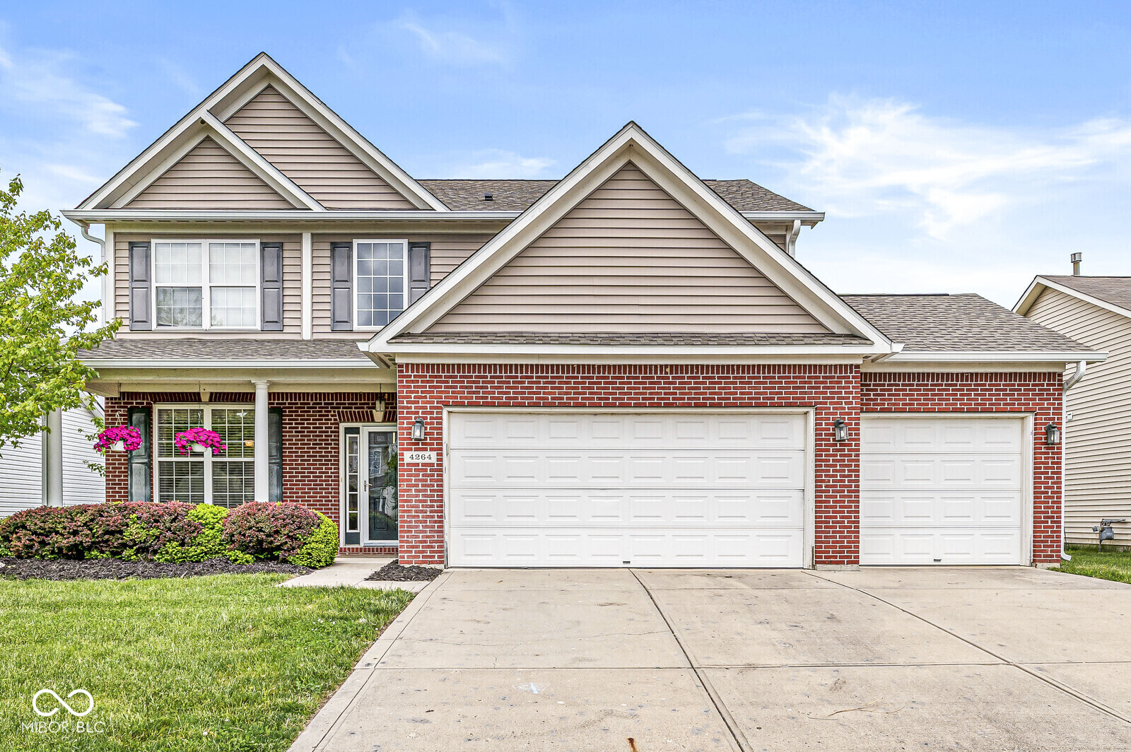 4264 Amesbury Place