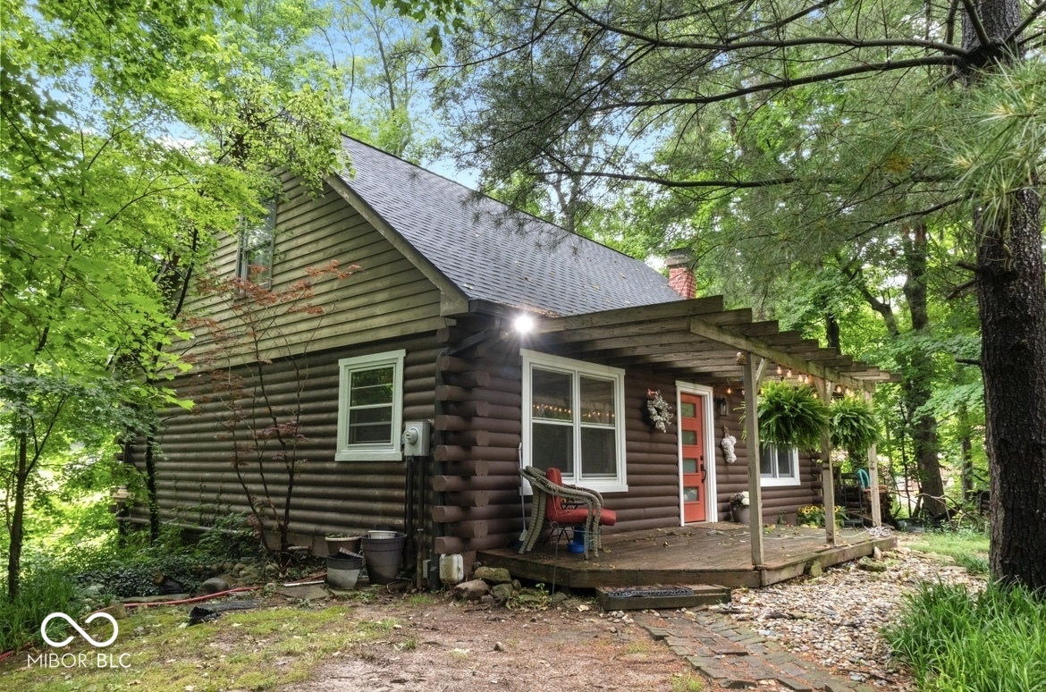 20417 State Road 37 N