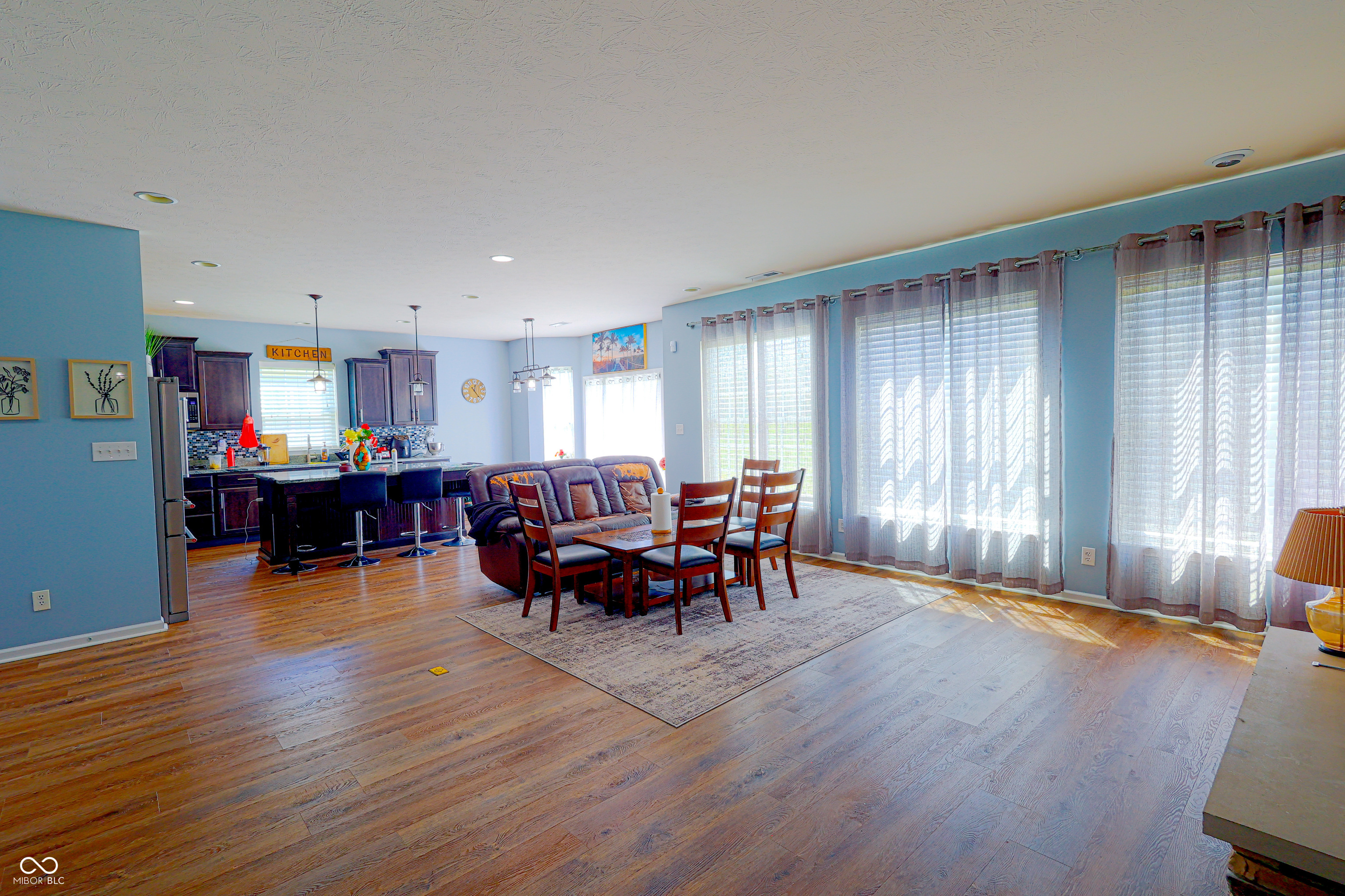 9993 Pepper Tree Lane