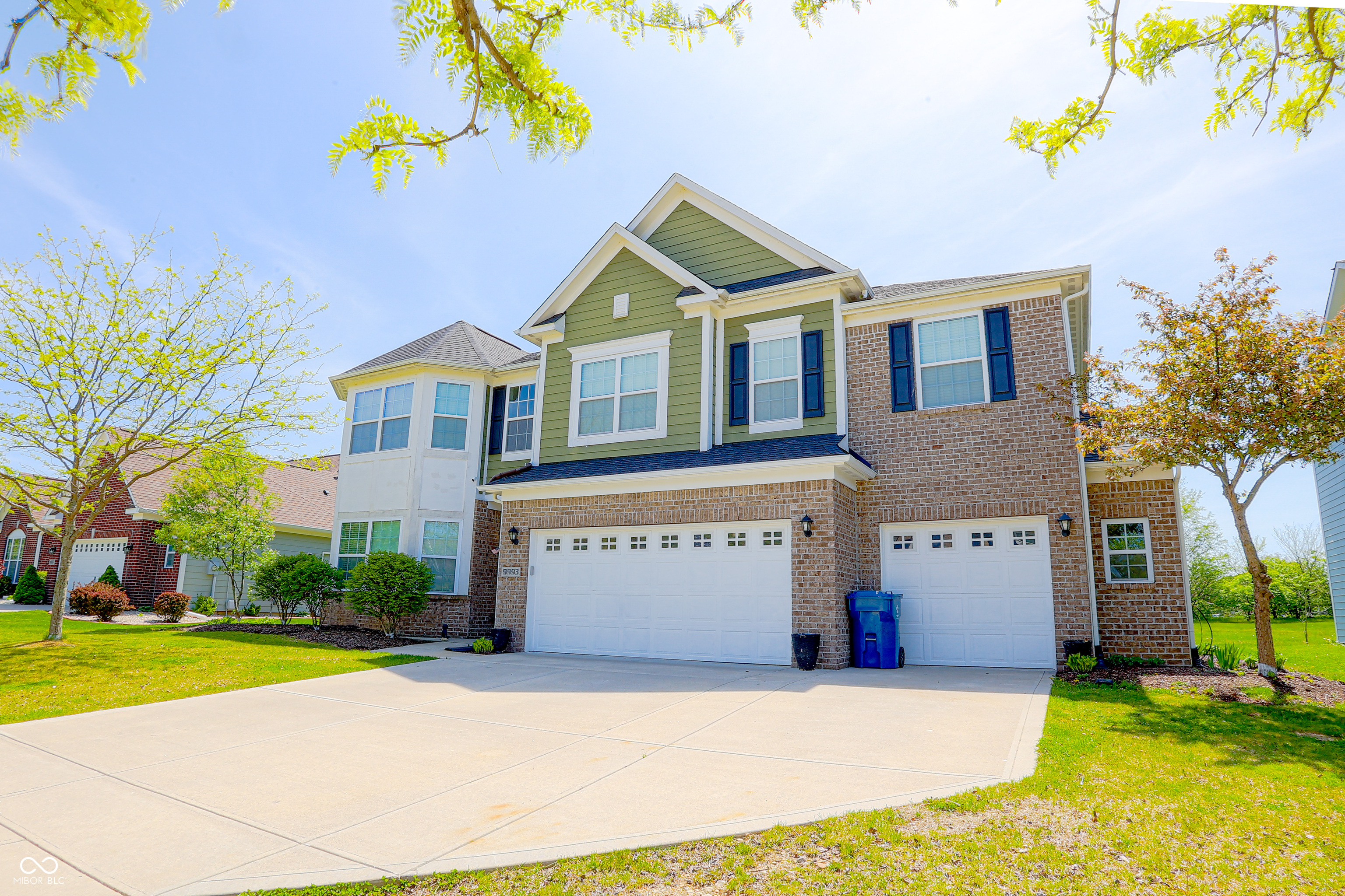 9993 Pepper Tree Lane