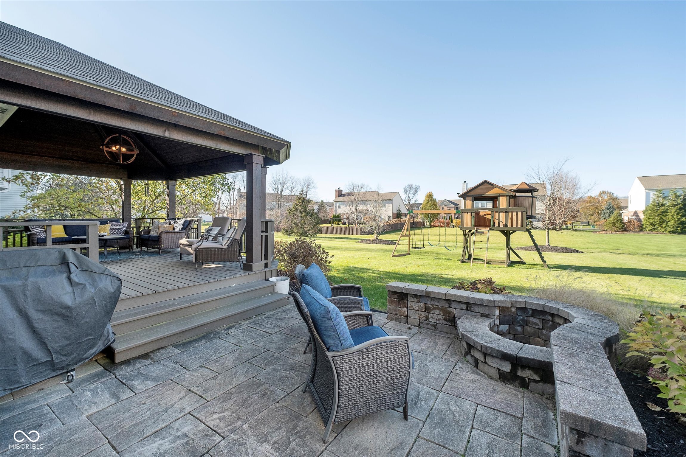 16736 Lakeville Crossing