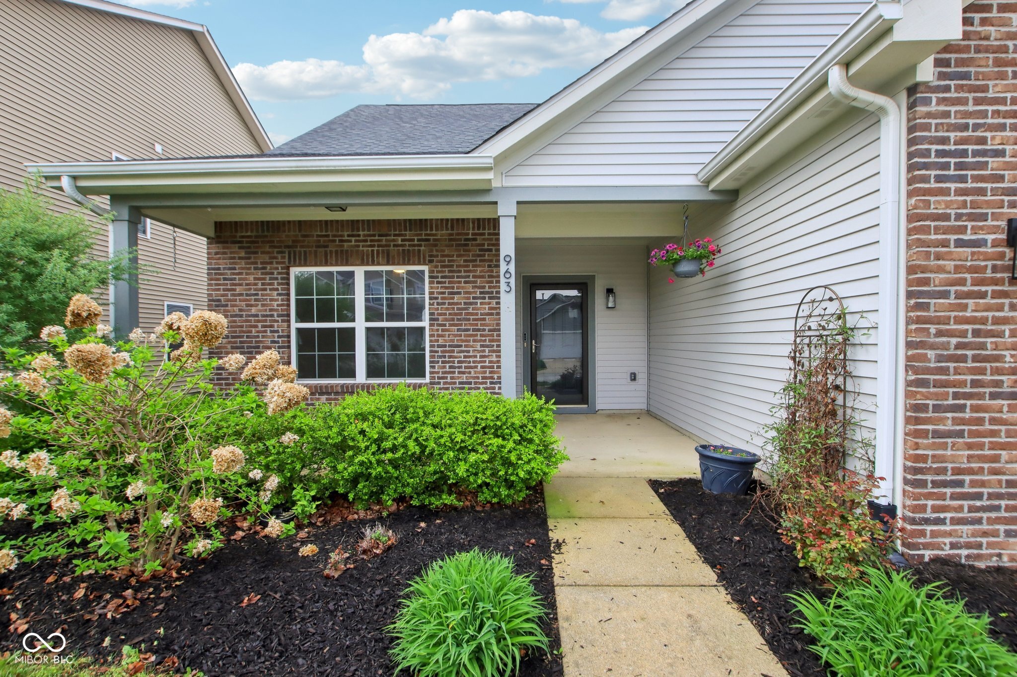 963 Kempson Court