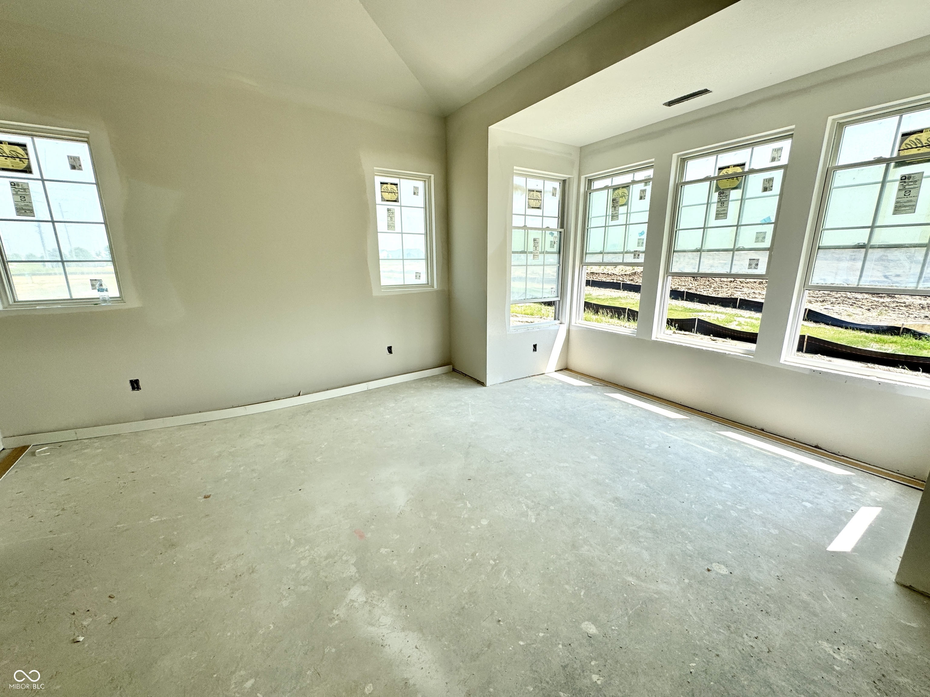 1463 Crosstie Circle