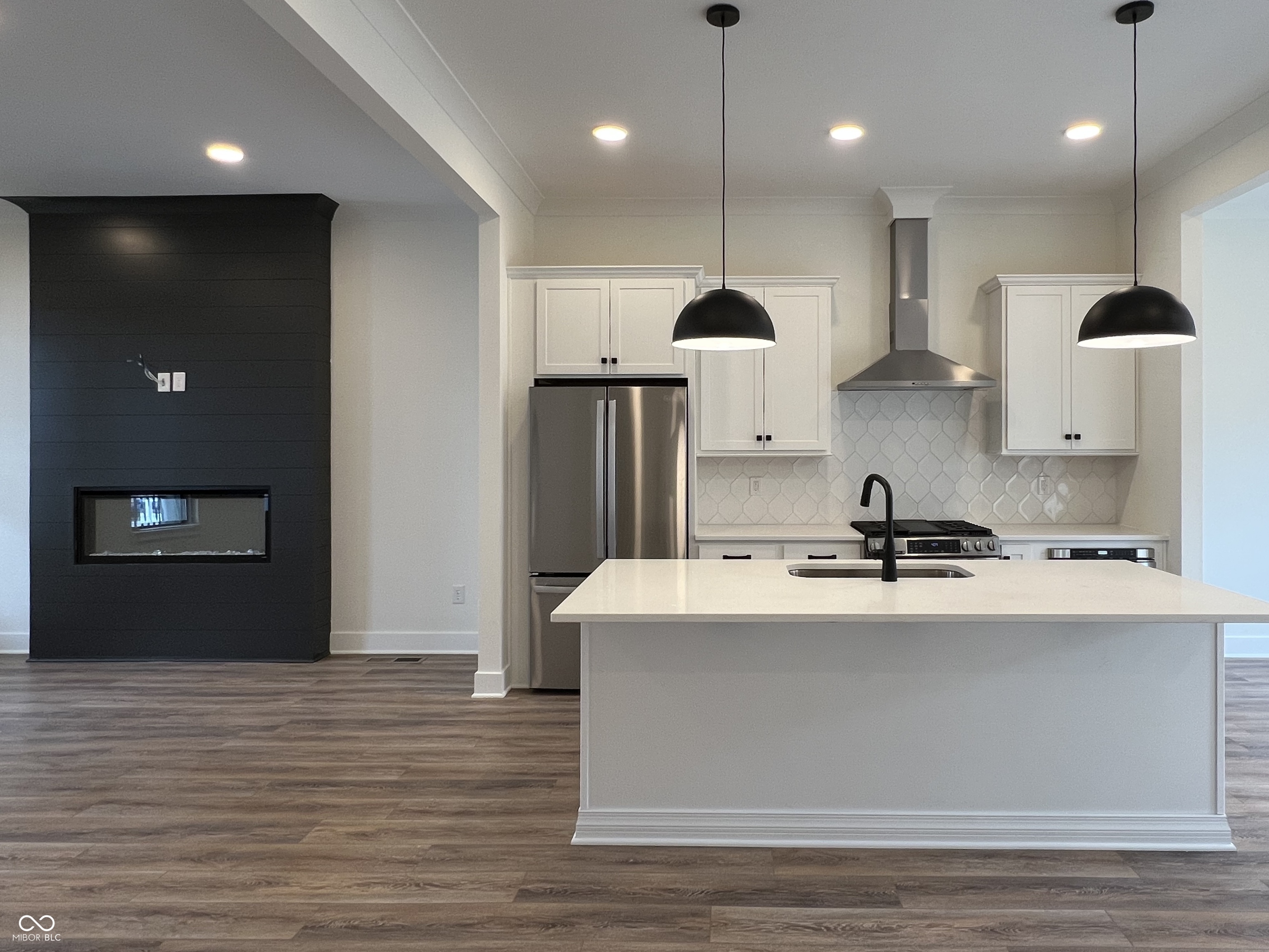 457 Mariposa Trail