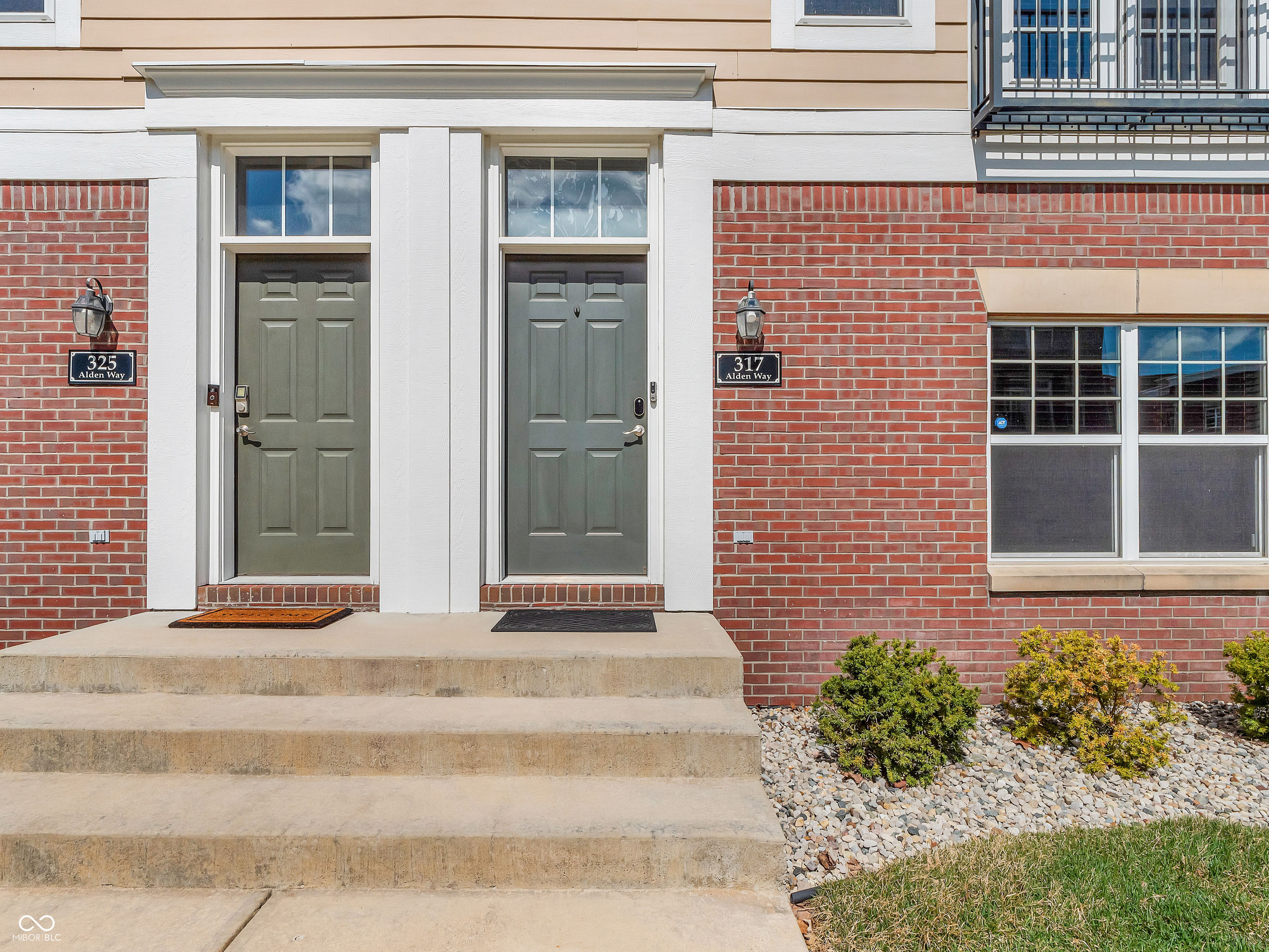 317 Alden Way