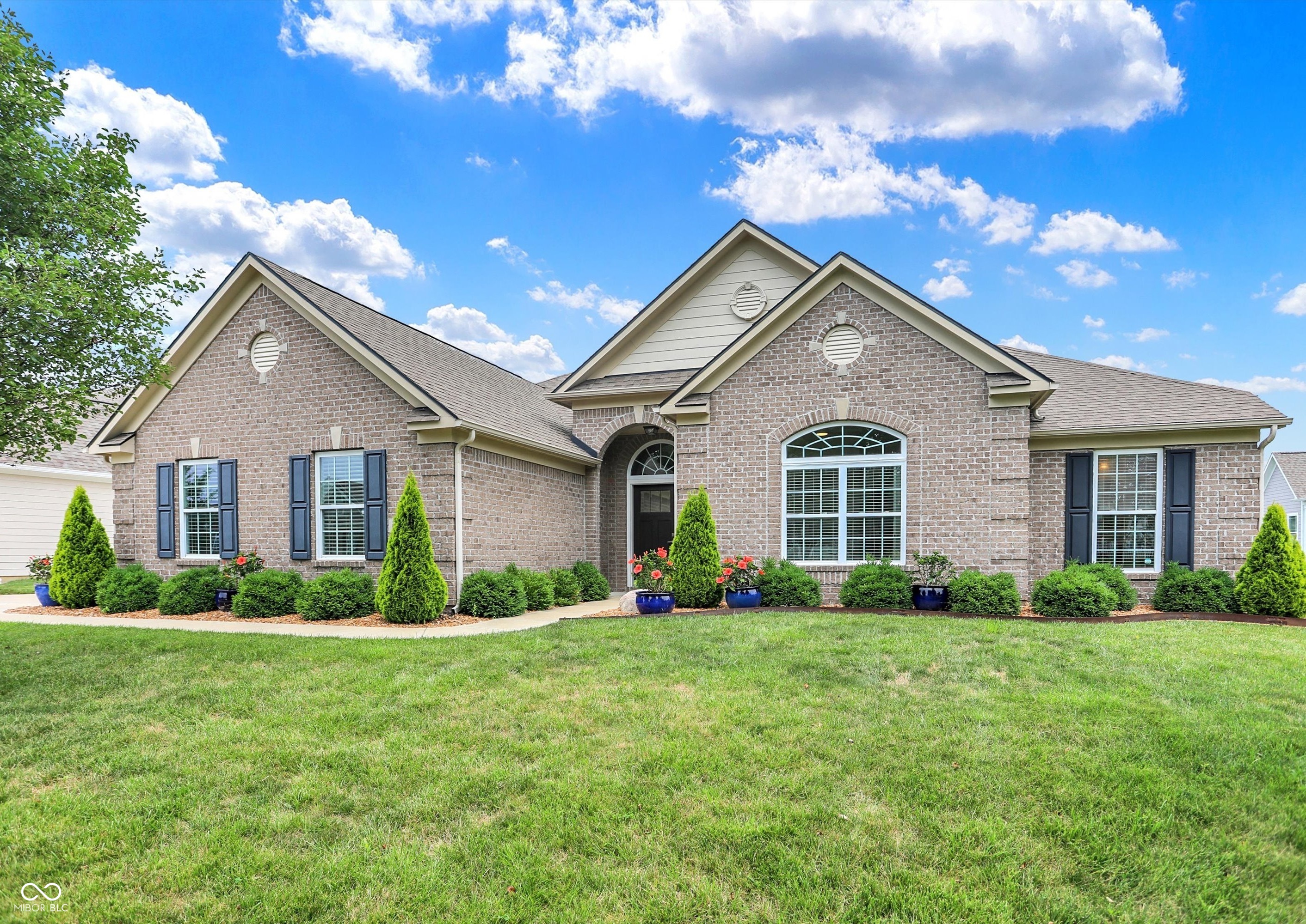 2593 Hadley Grove N Drive