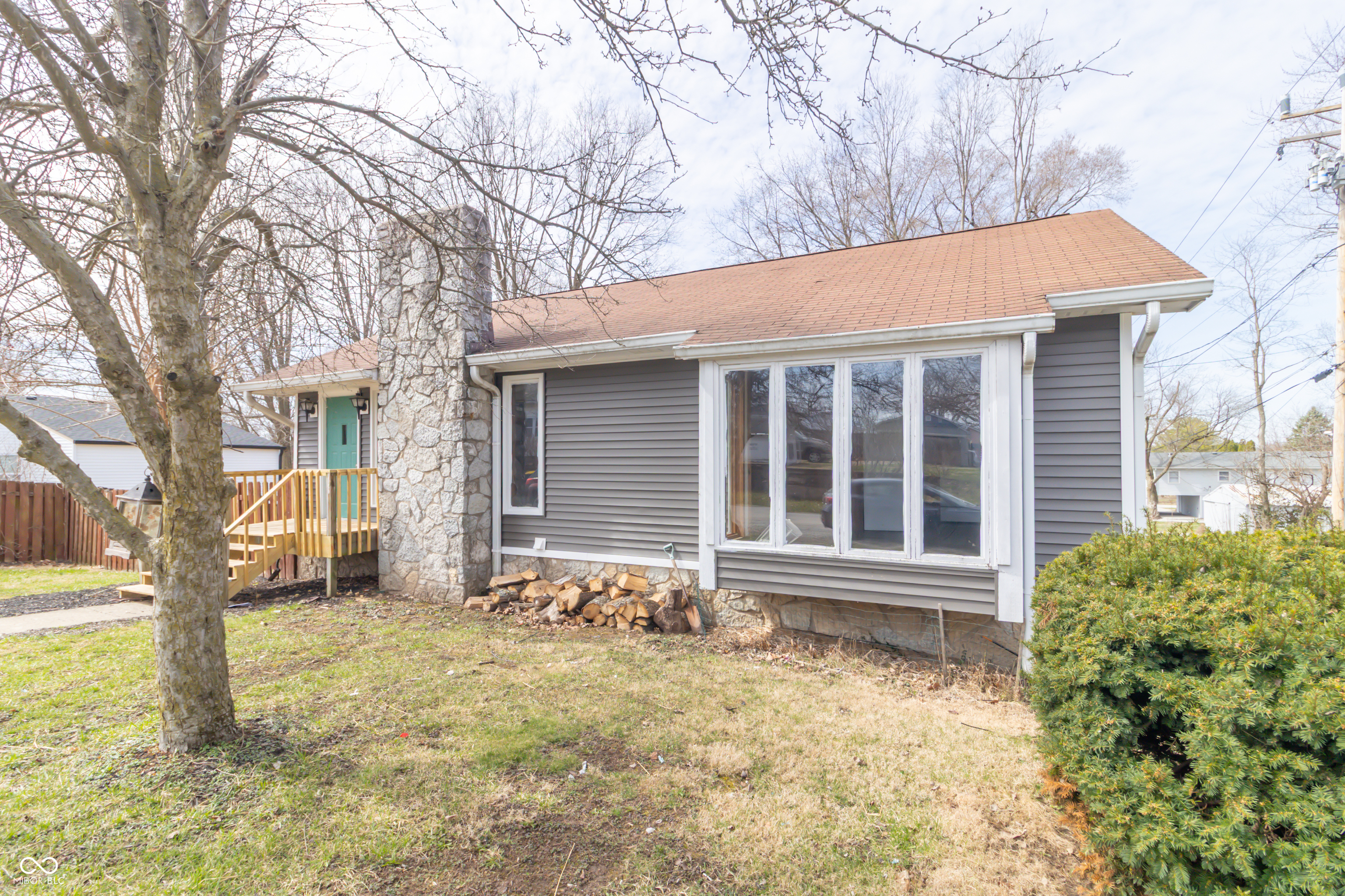 953 S 5th Street