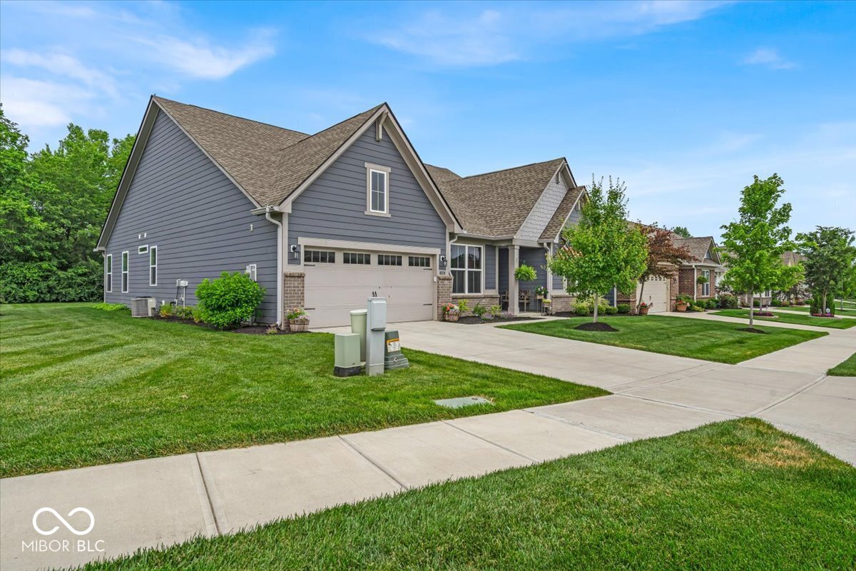 6536 Apperson Drive