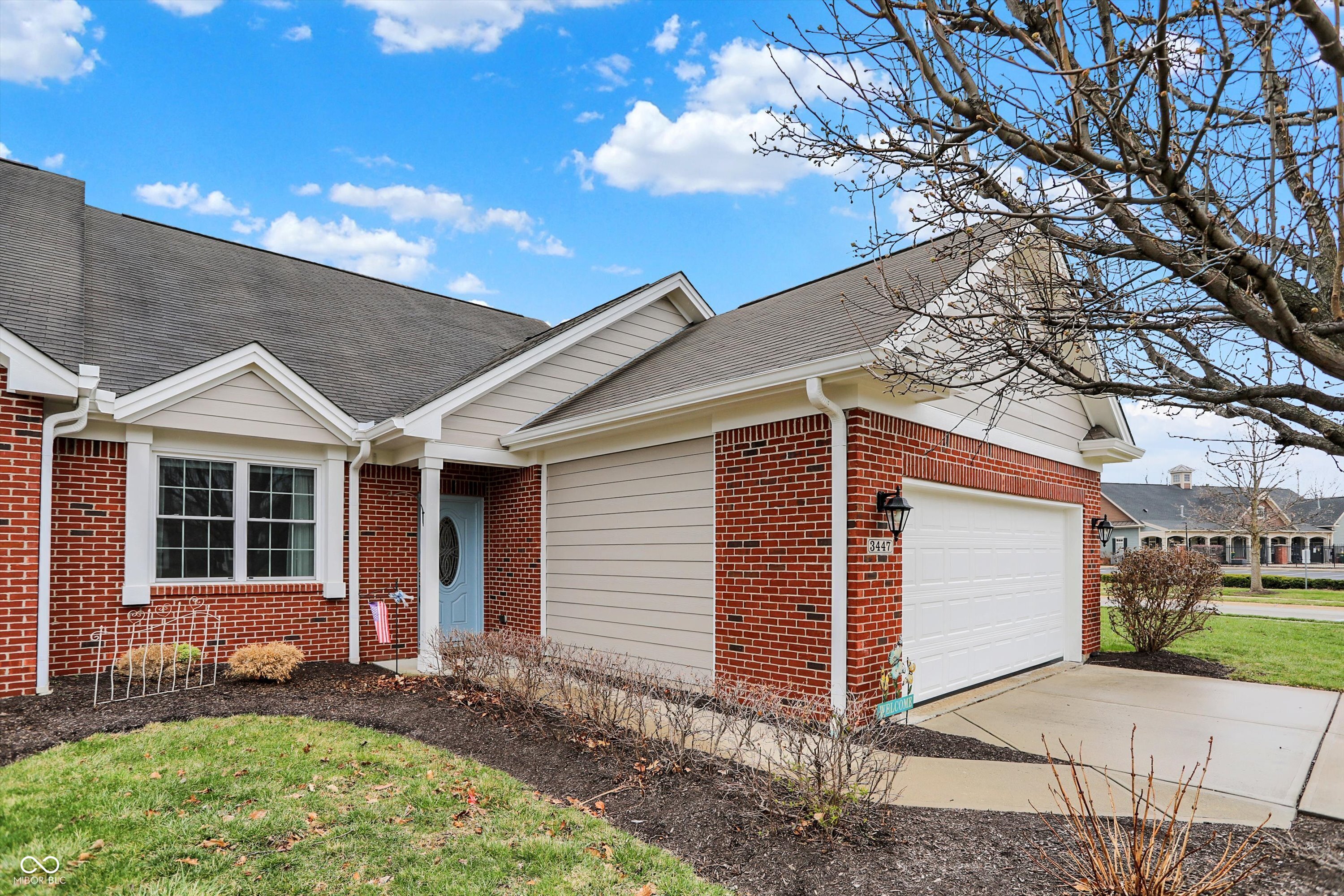 3447 Heathcliff Court