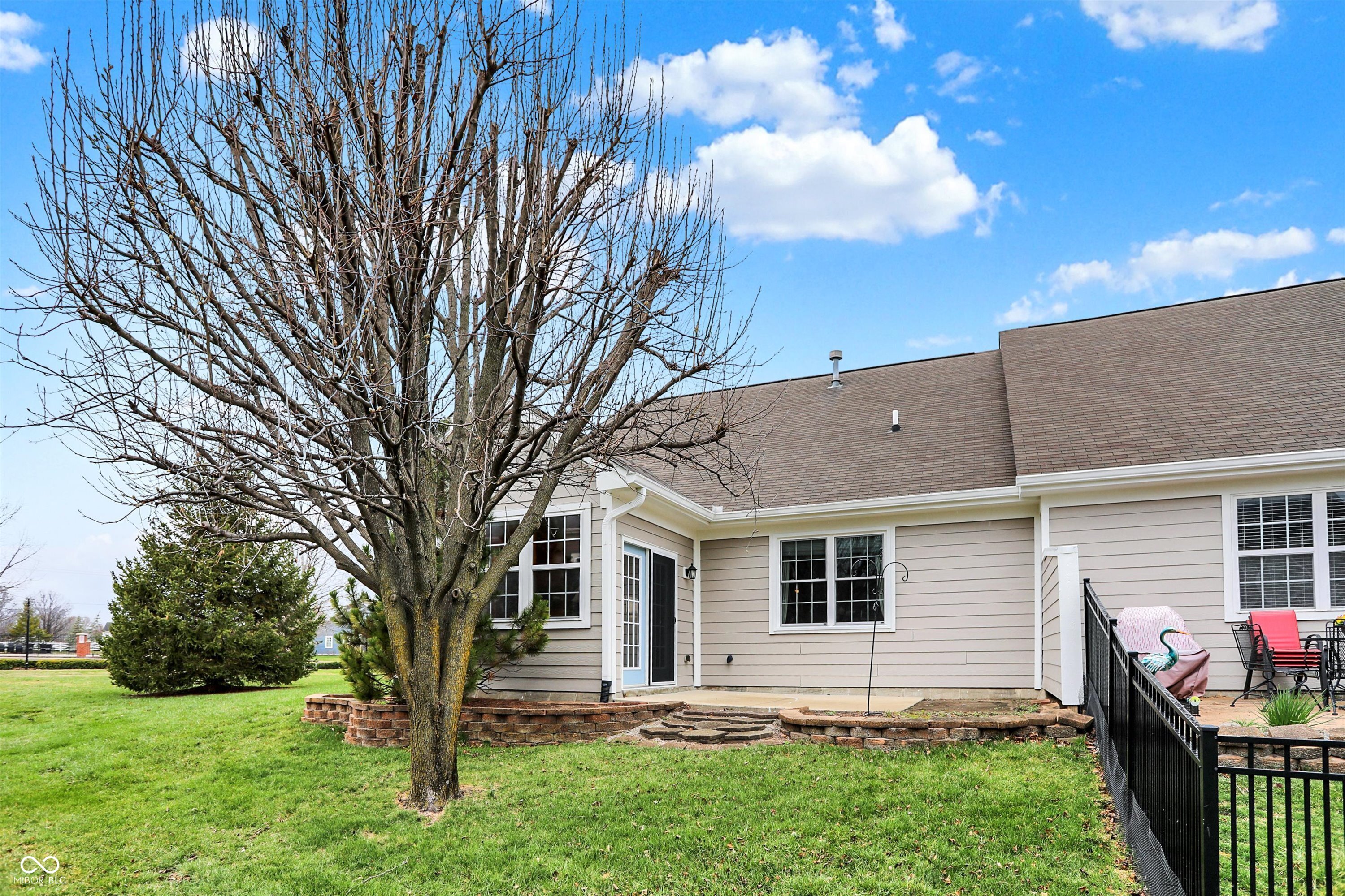 3447 Heathcliff Court