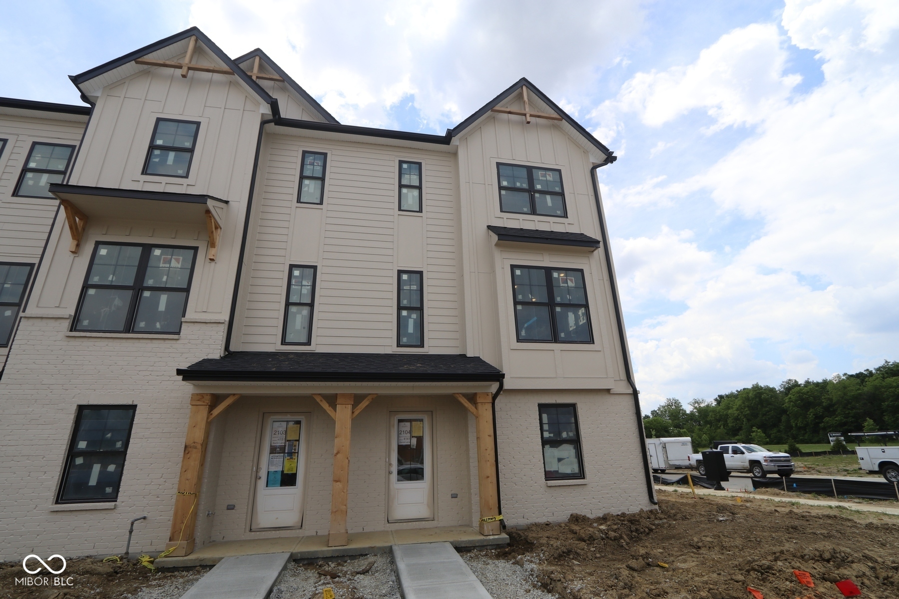 4141 Barrel Lane
