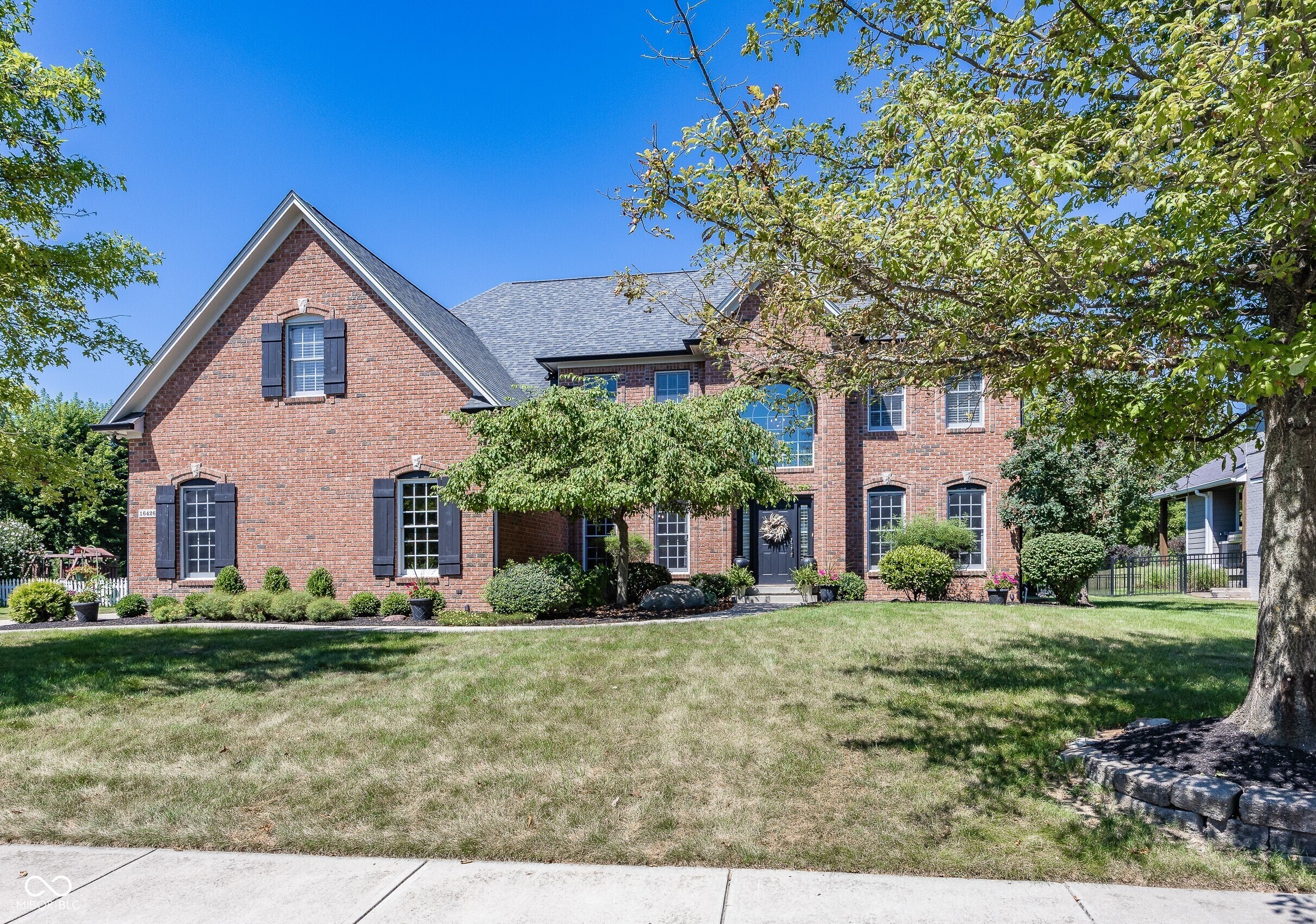 16426 Chalet Circle