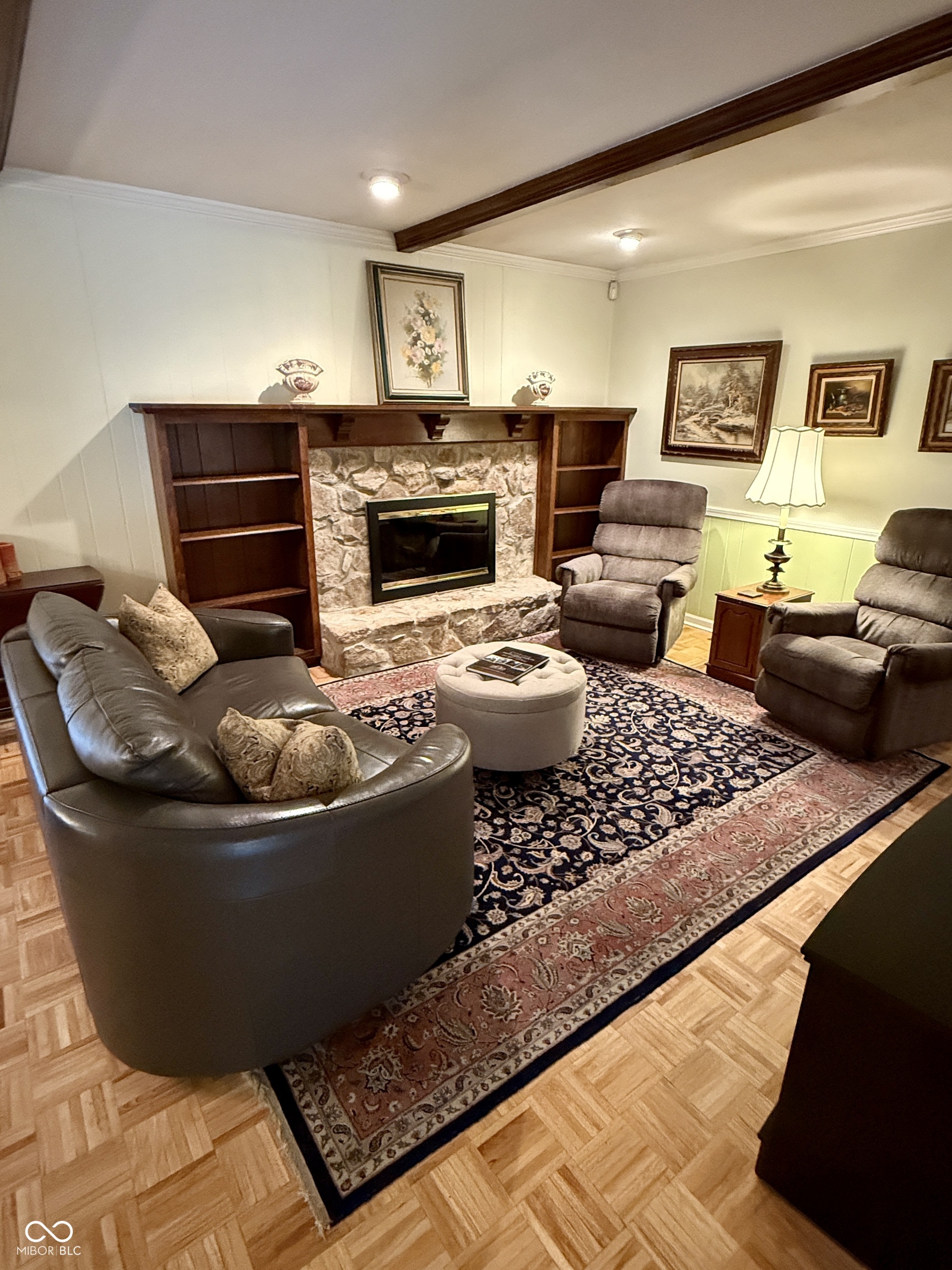 511 Canterbury Court