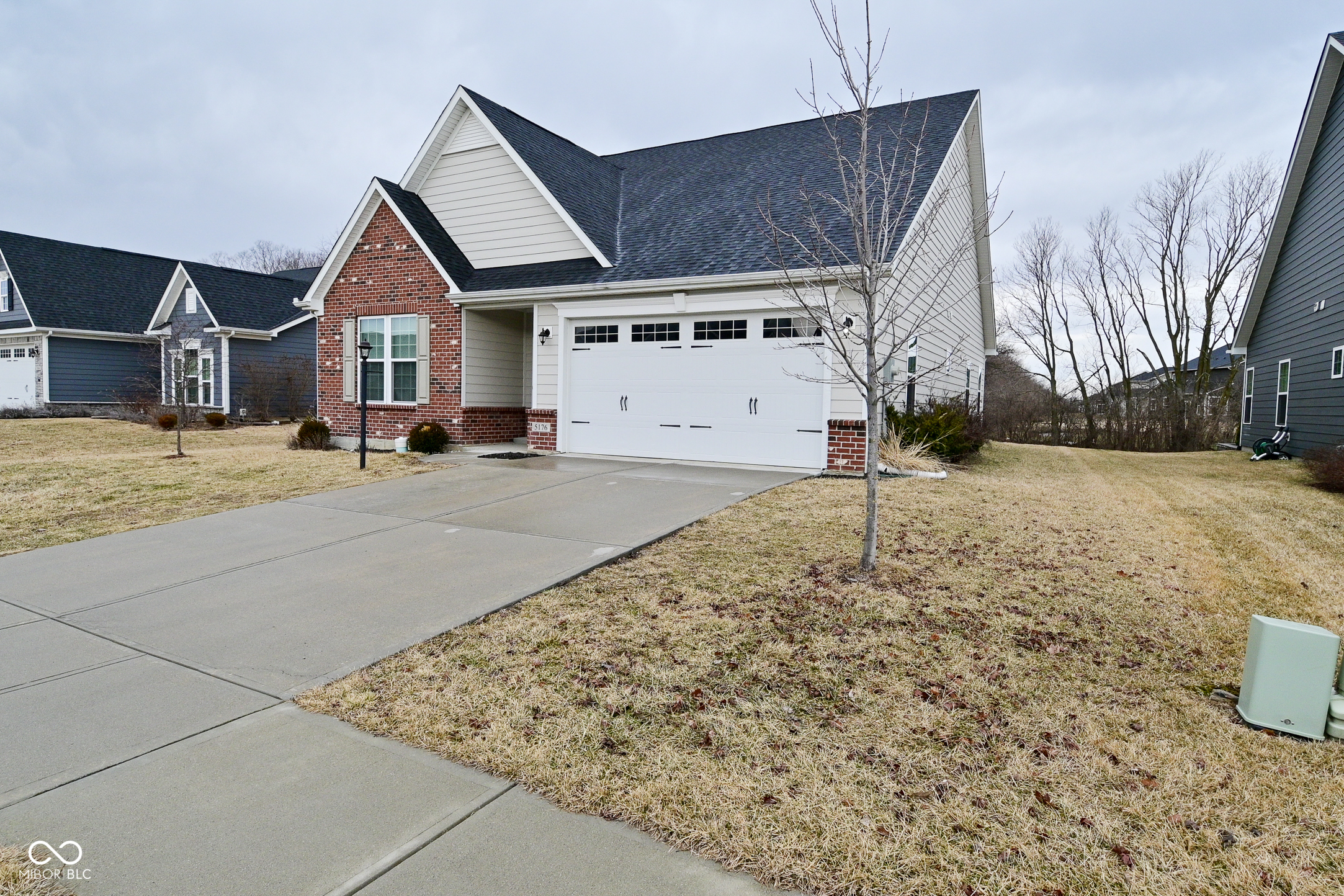 5176 Green Valley Lane
