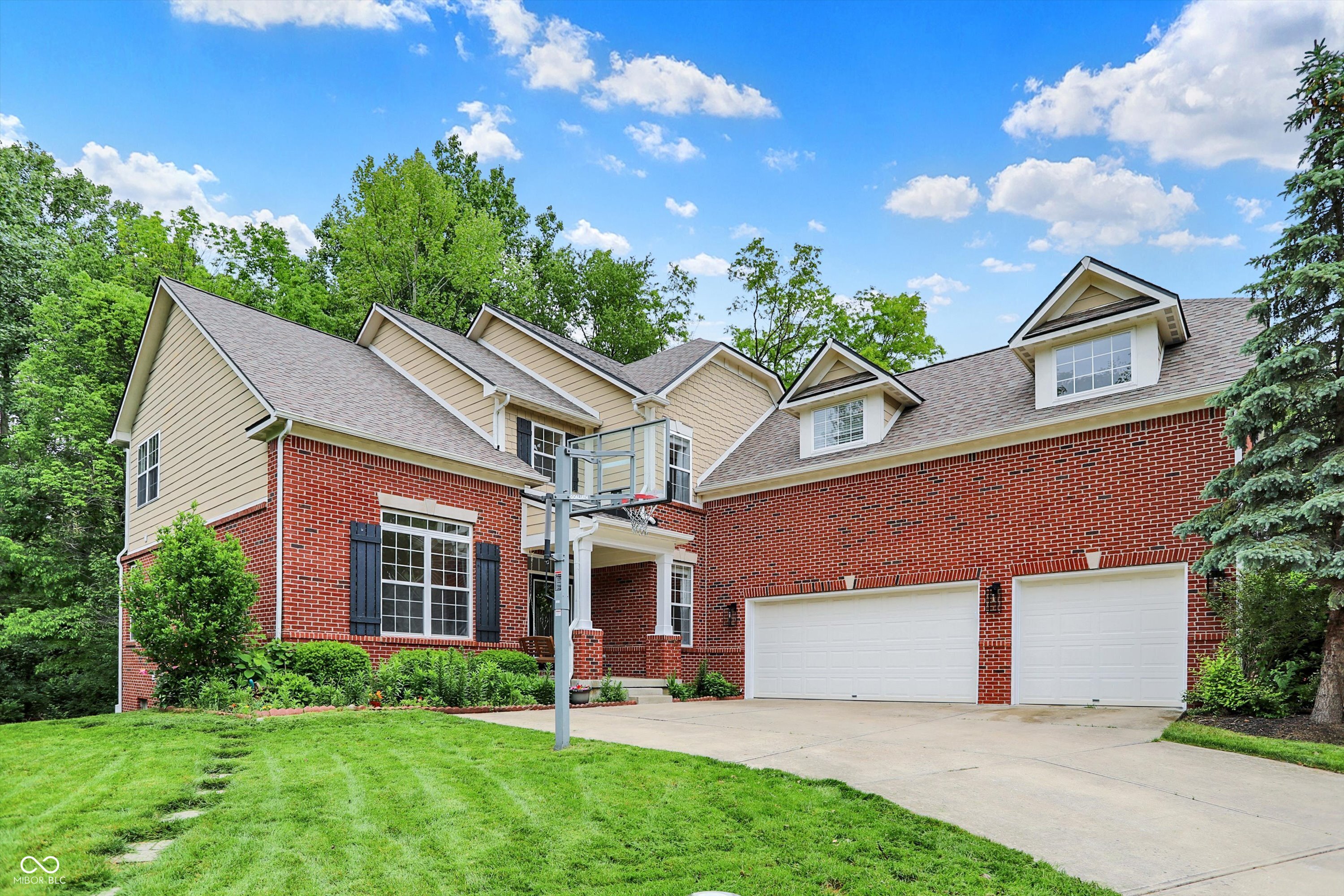 2592 Highmount Court