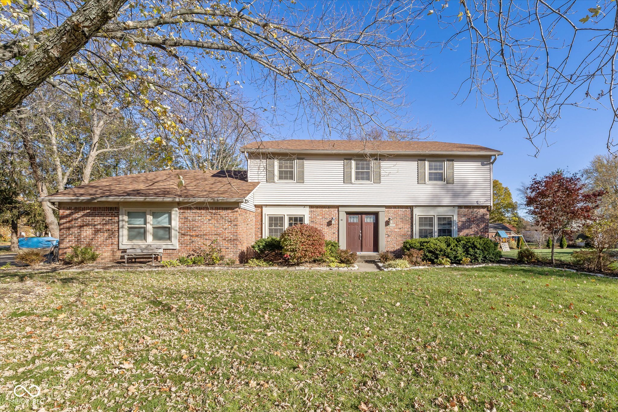 595 Hawthorne Drive