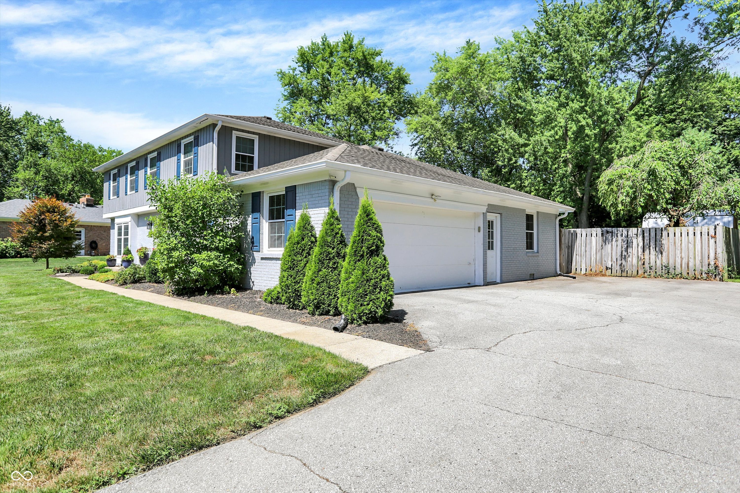 11704 Rolling Springs Drive