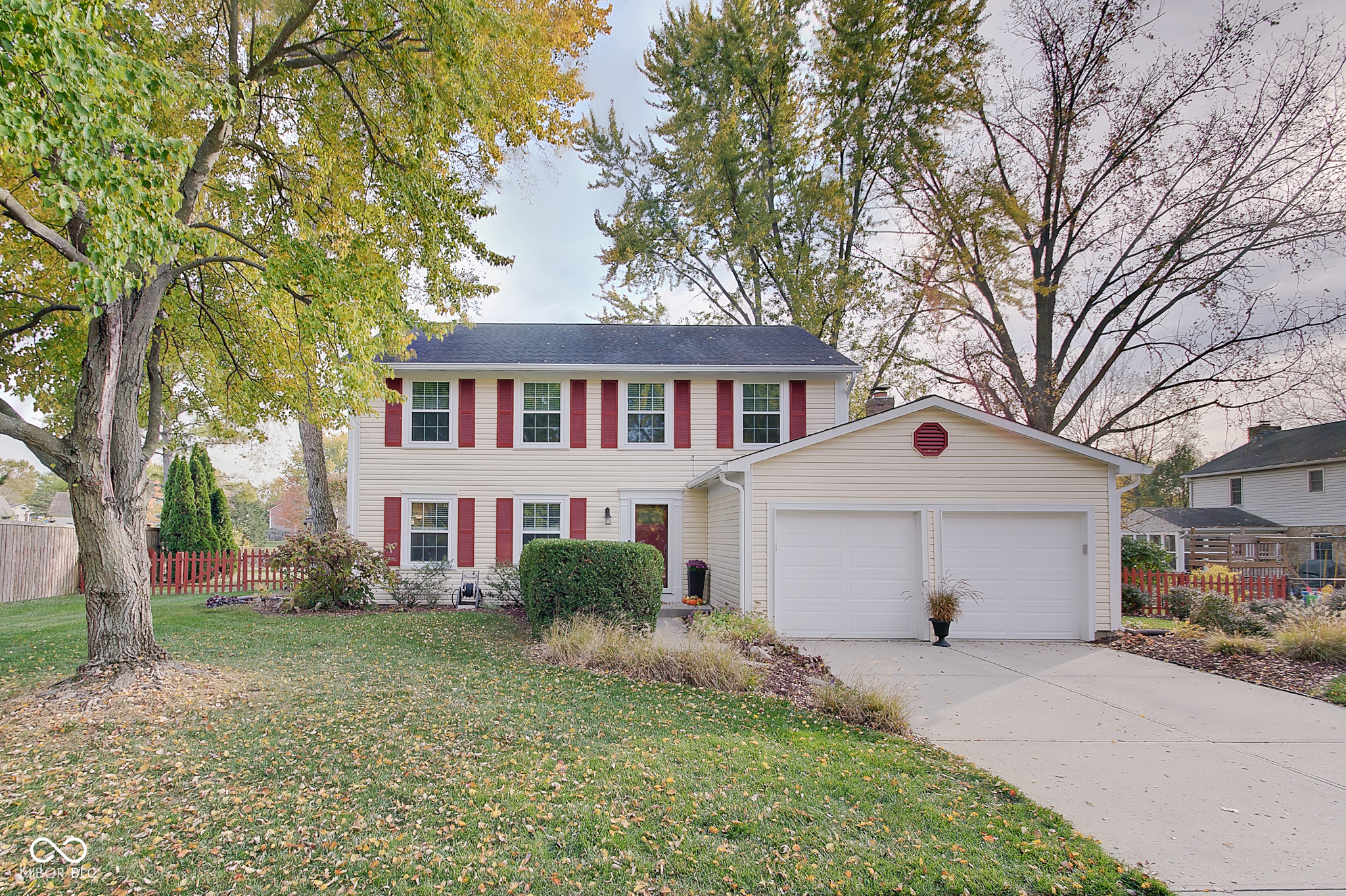 7677 Creekside Drive