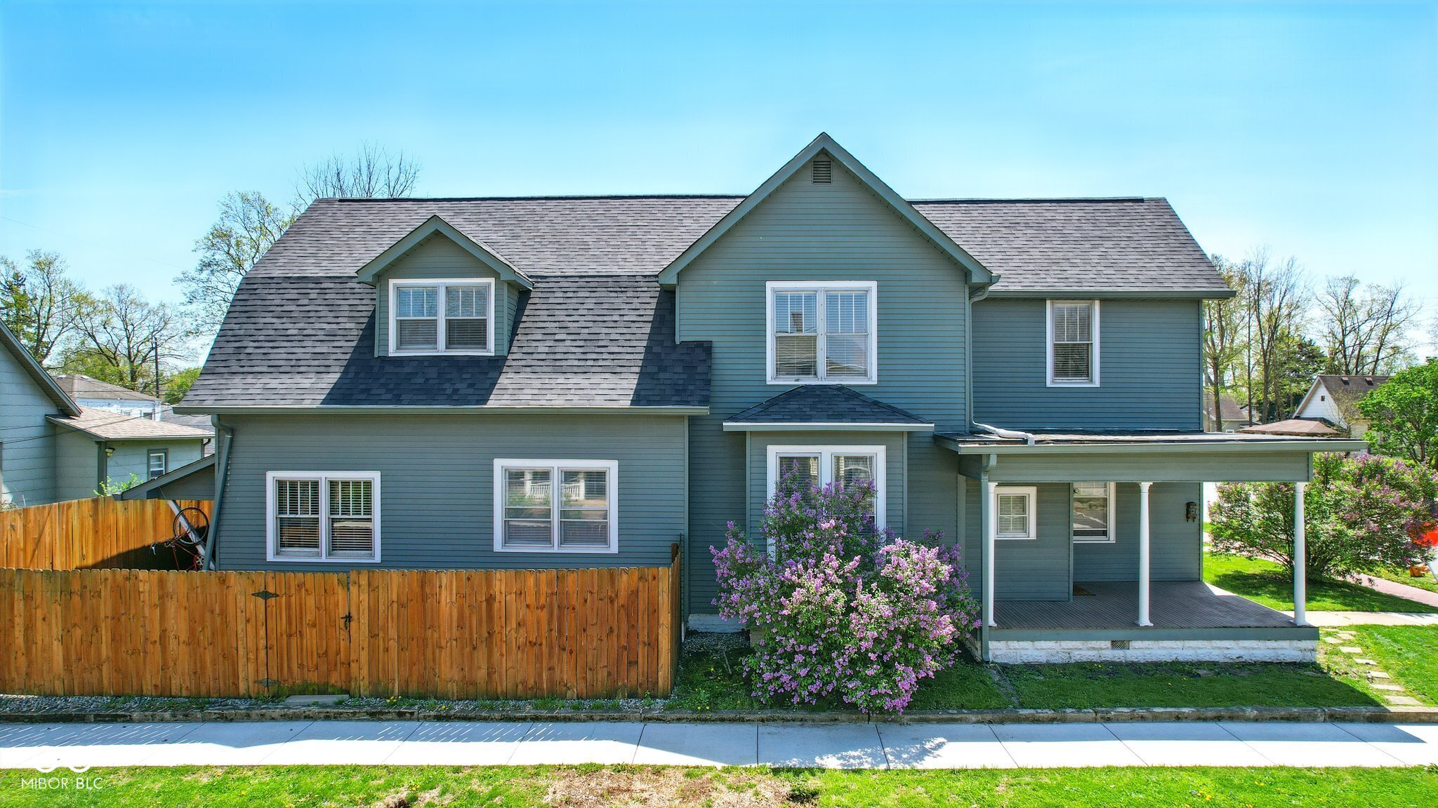 516 S 10th Street