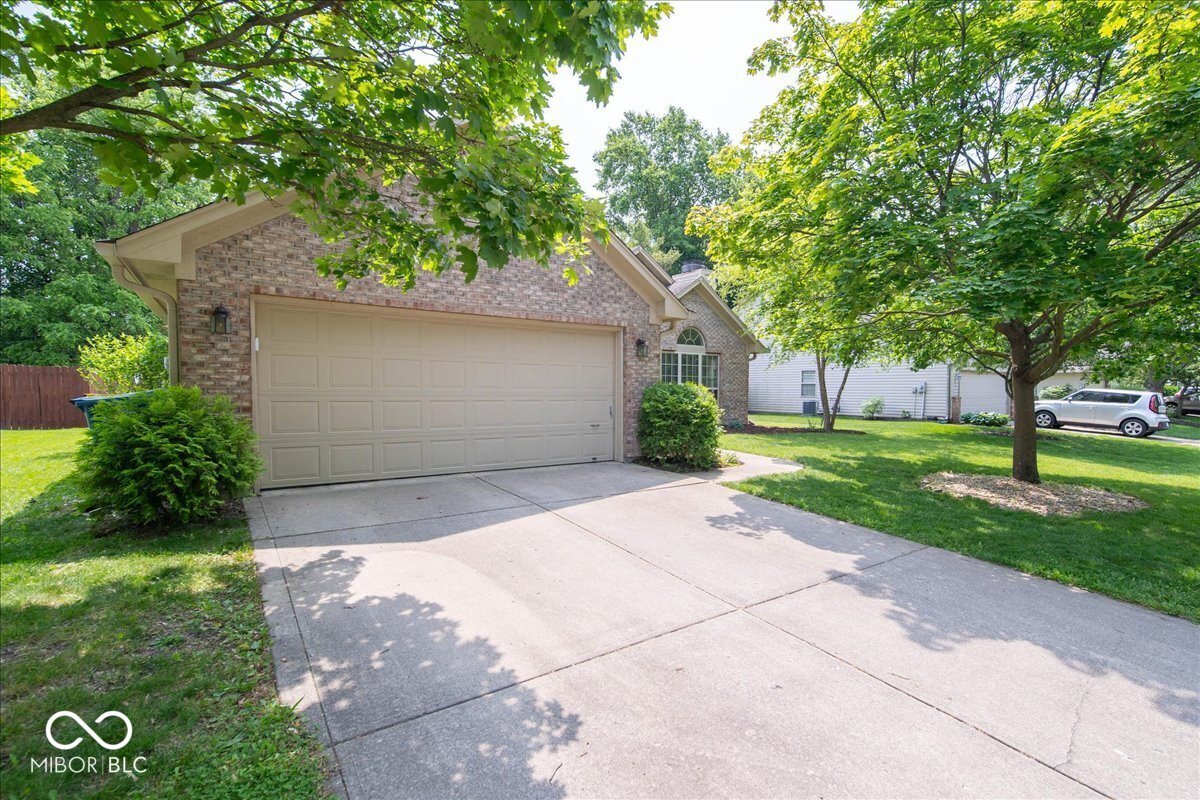 13911 Naples Drive