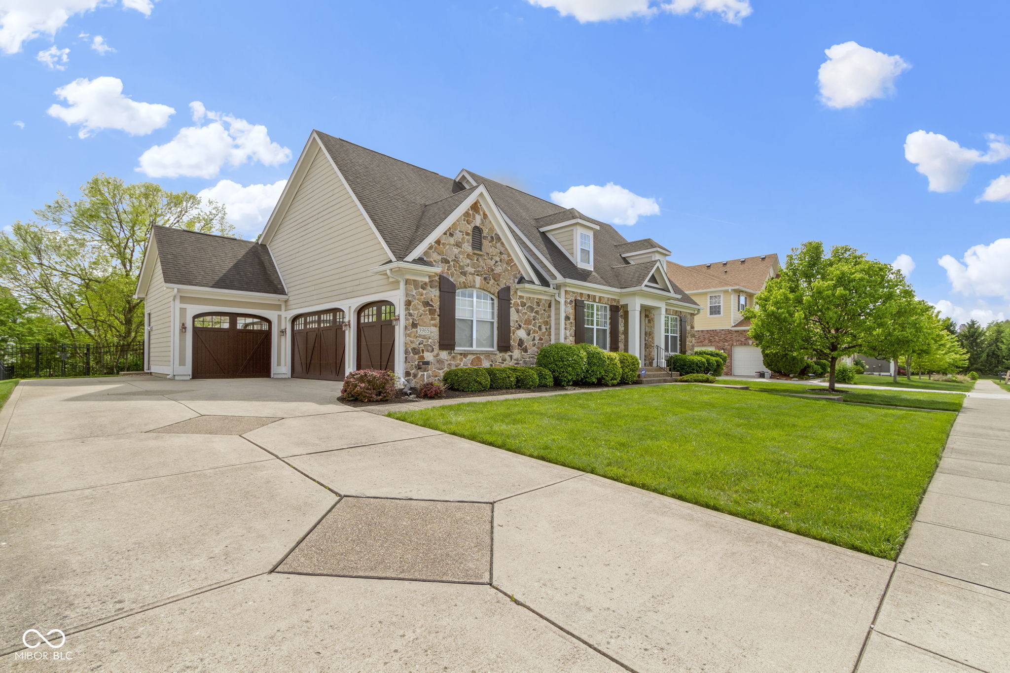 3965 Andretti Drive
