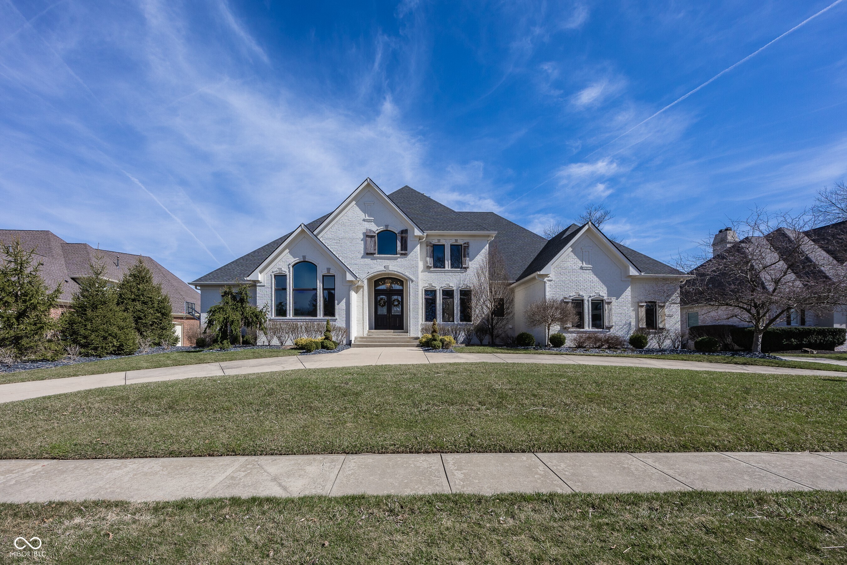 10415 Charter Oaks