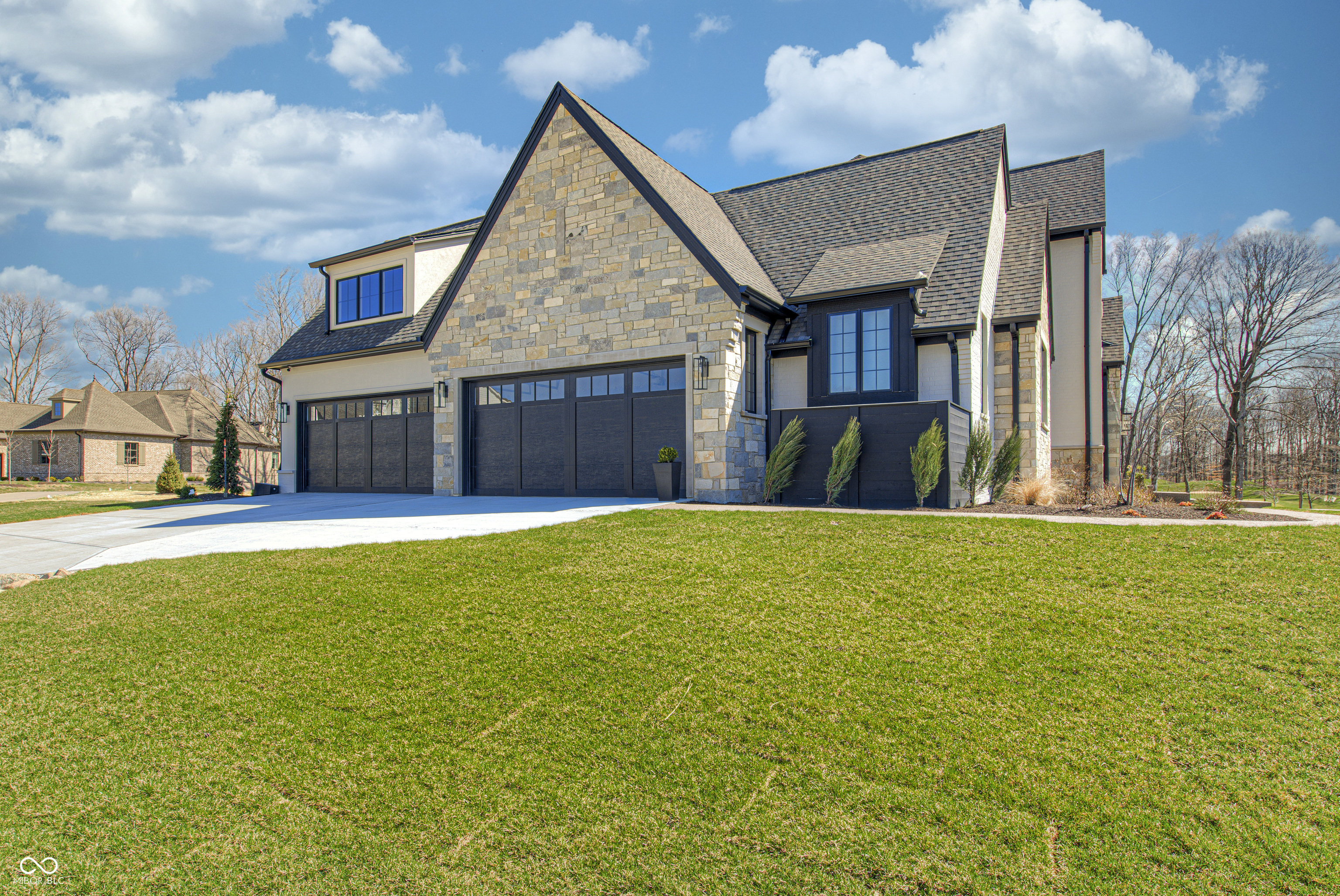 1434 Asherwood Lane