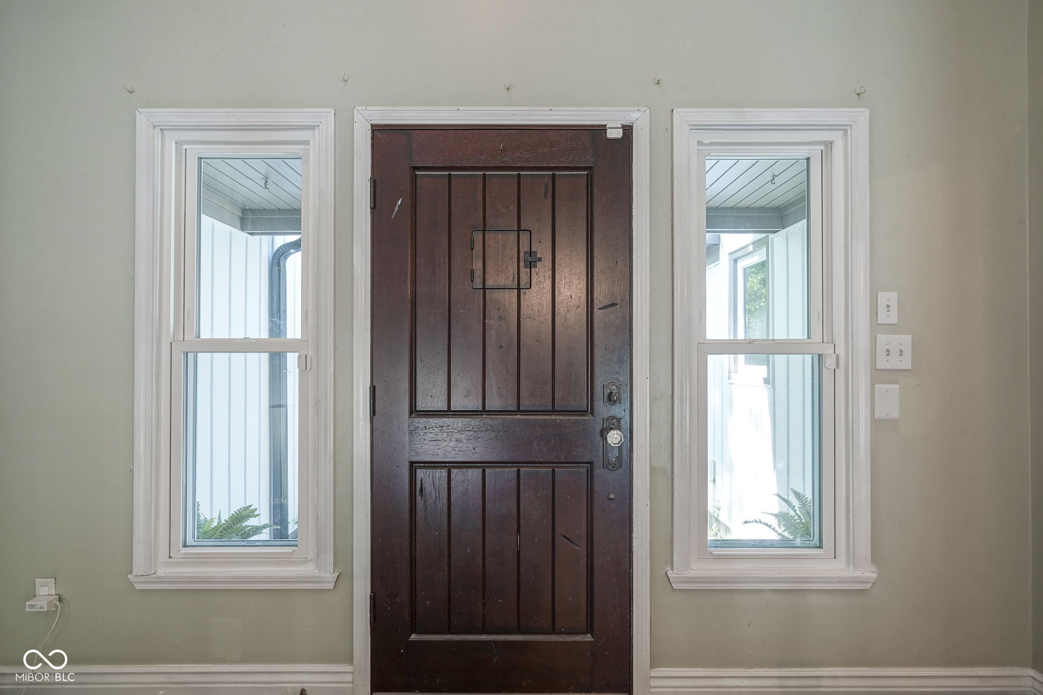 858 Cedar Wood