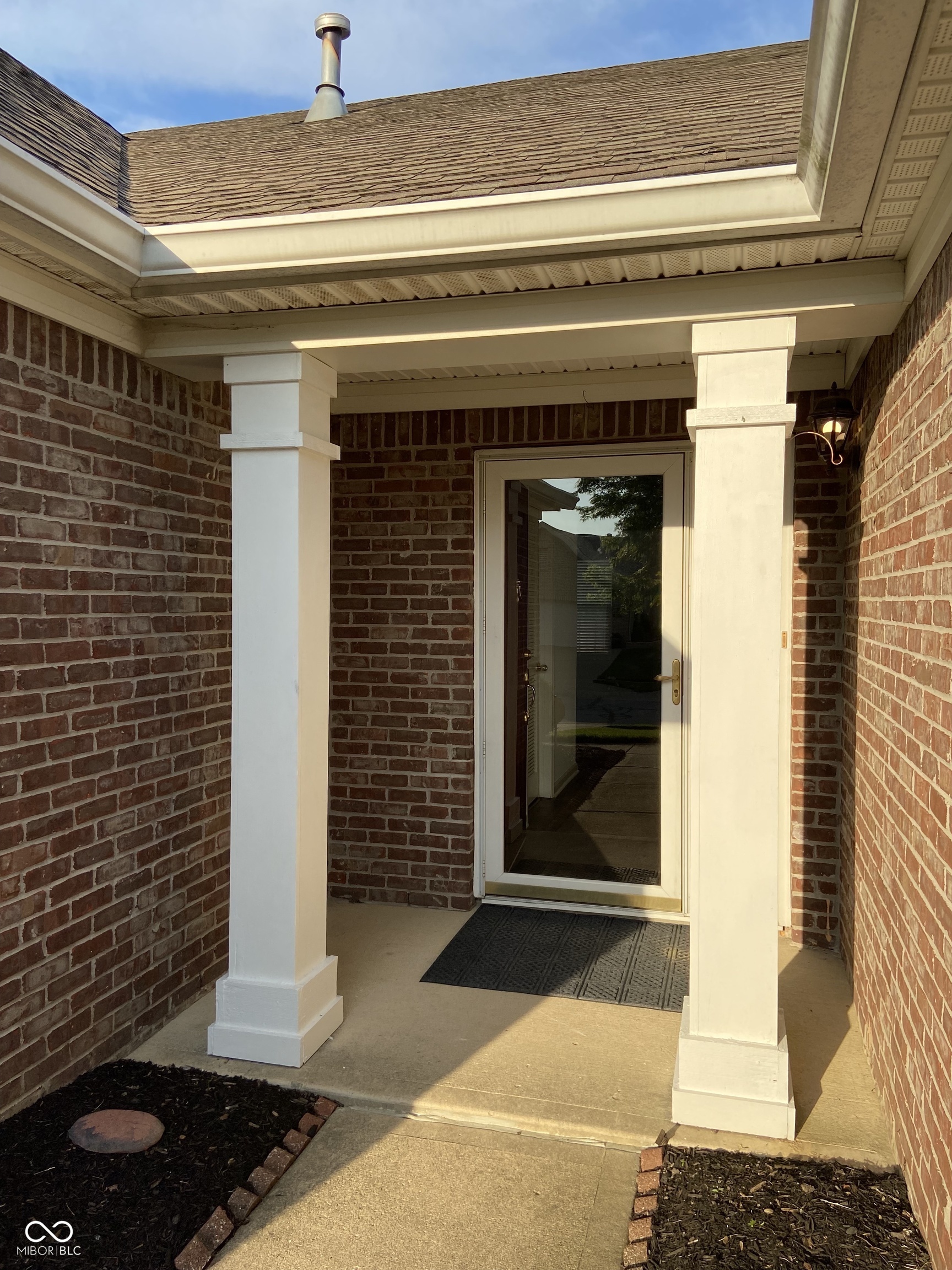 10477 Silver Ridge Circle