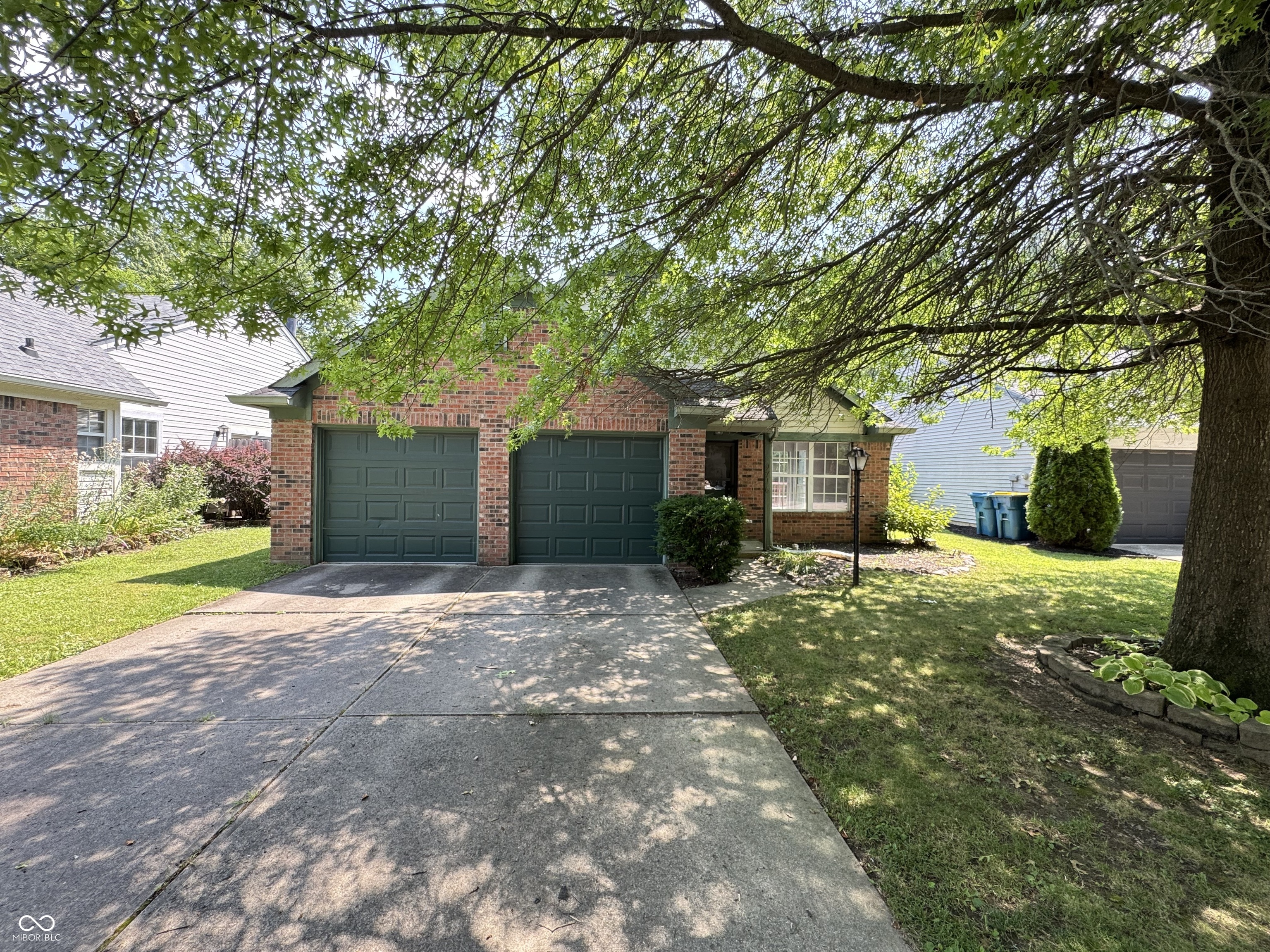 9716 Spruce Lane