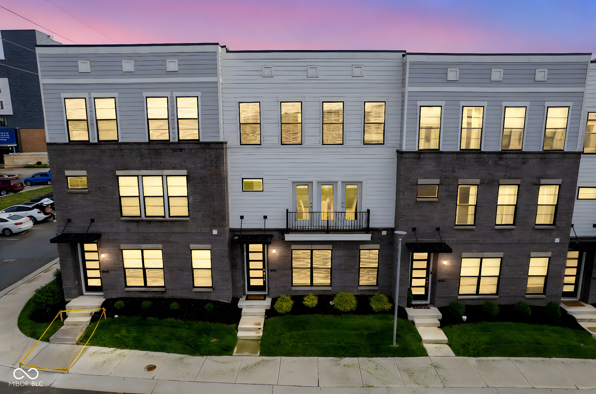 9728 Junction