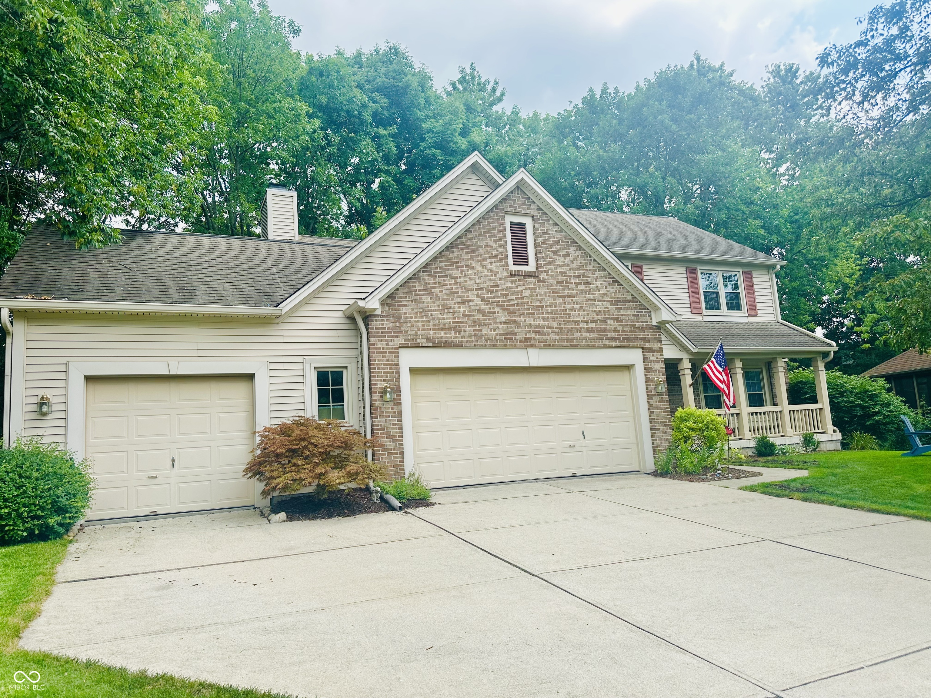 9975 Woodstock Way
