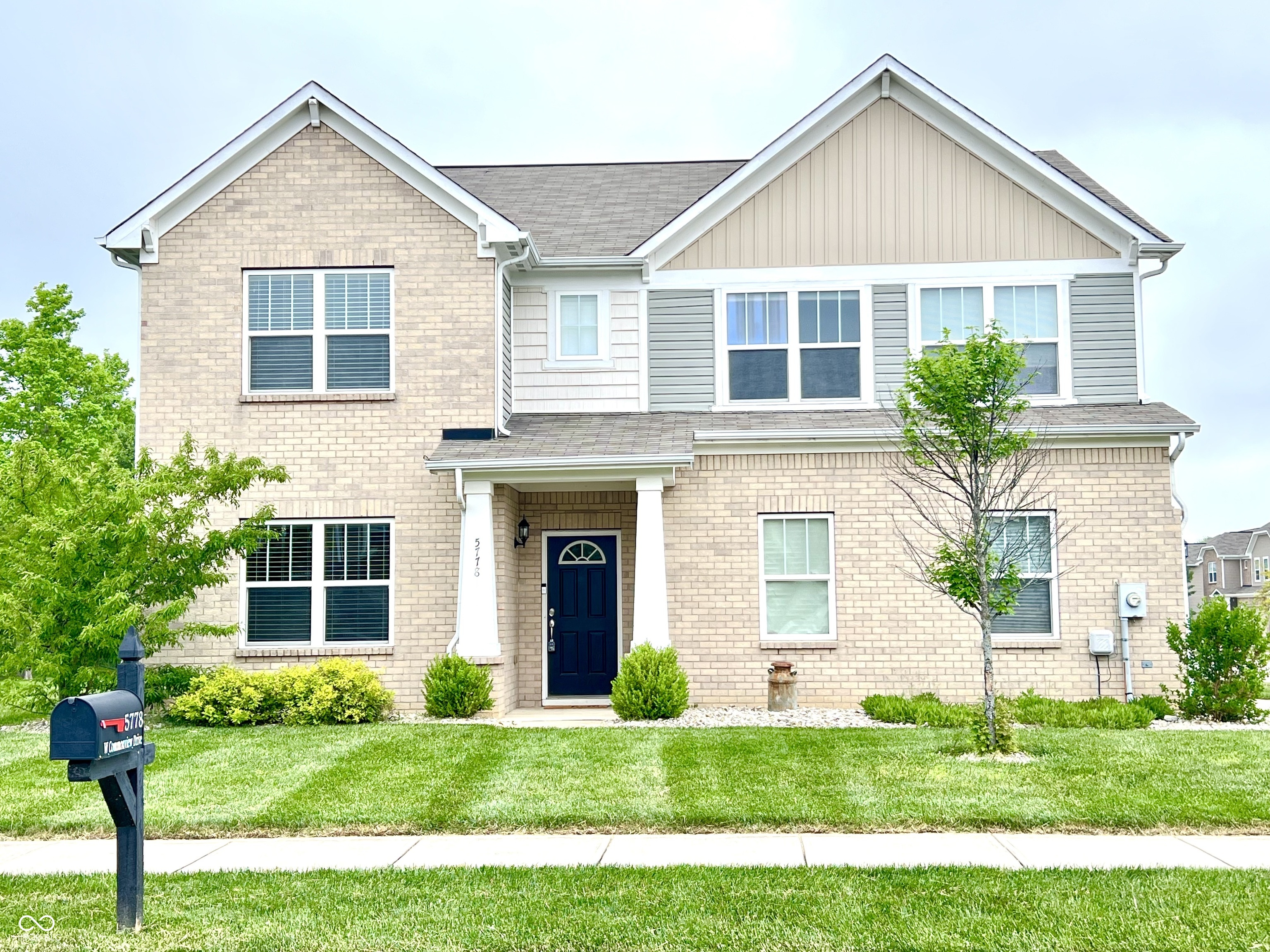 5778 W Commonview Drive