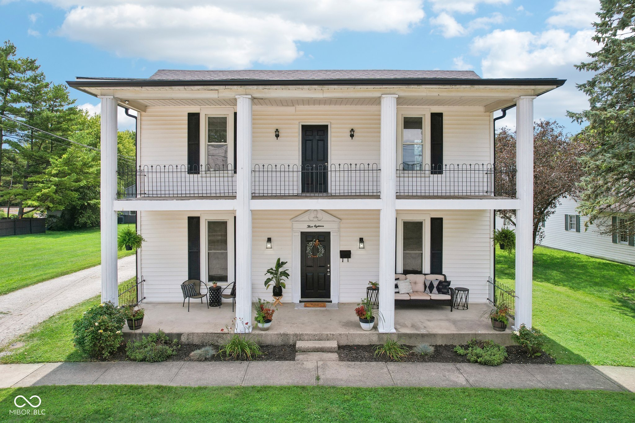 318 W Staat Street