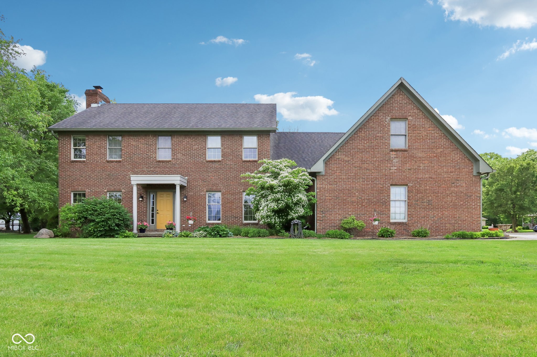 1121 N Cambridge Court